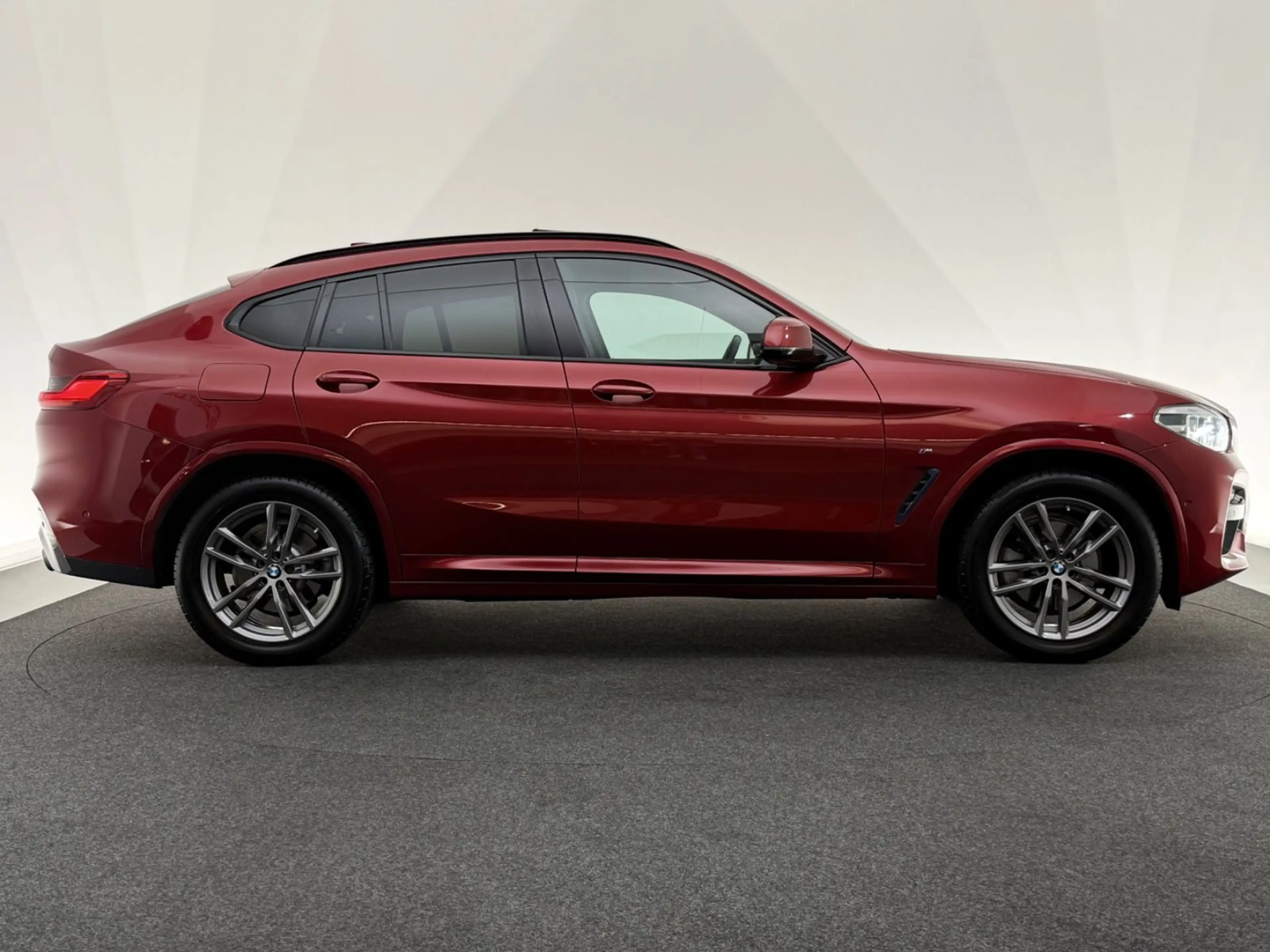 BMW X4 xDrive20i*M SPORT*LED-PANO-HUD-RKAM-SHZ-TEMPO — photo 8