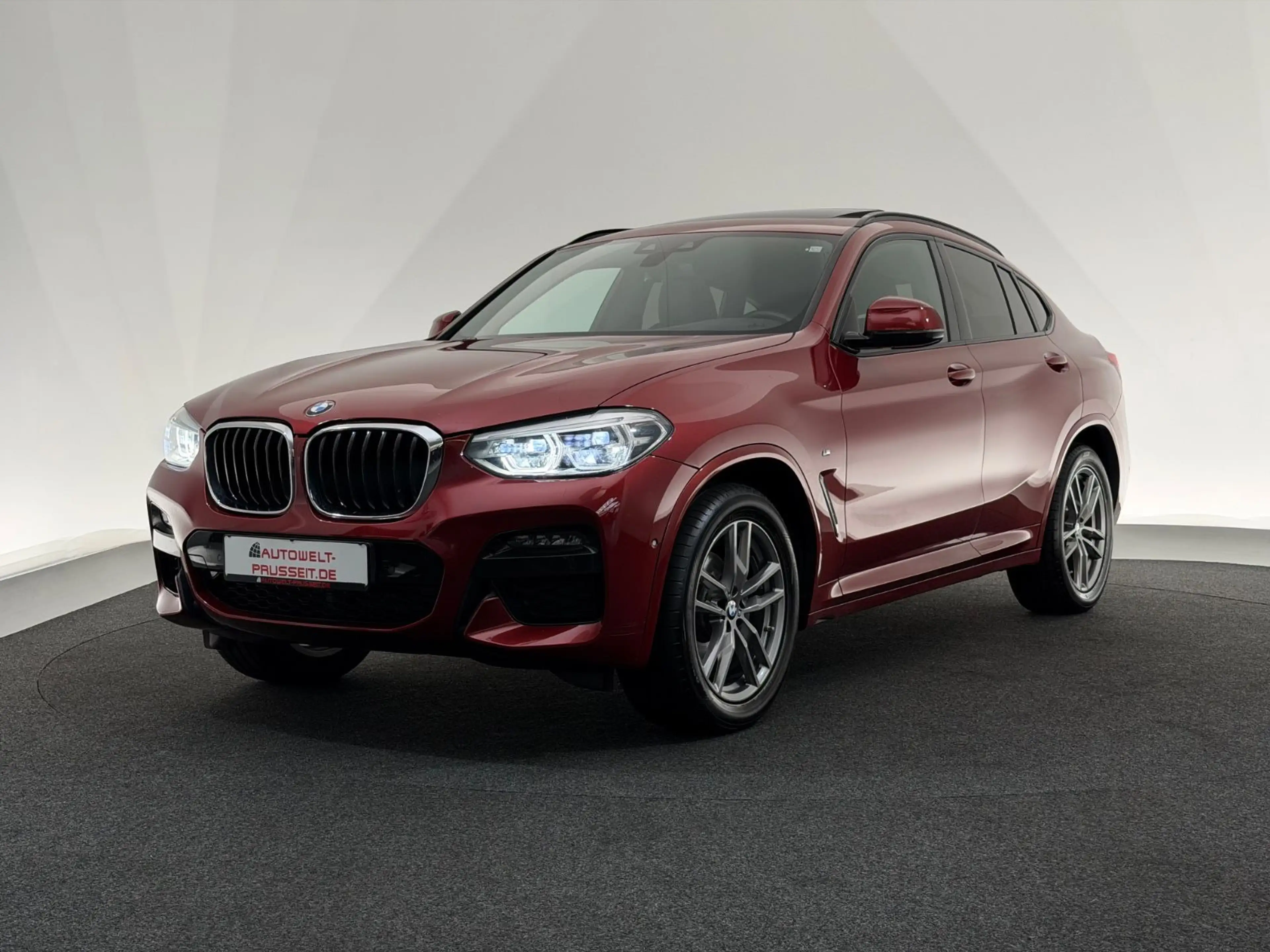 BMW X4 xDrive20i*M SPORT*LED-PANO-HUD-RKAM-SHZ-TEMPO — photo 3