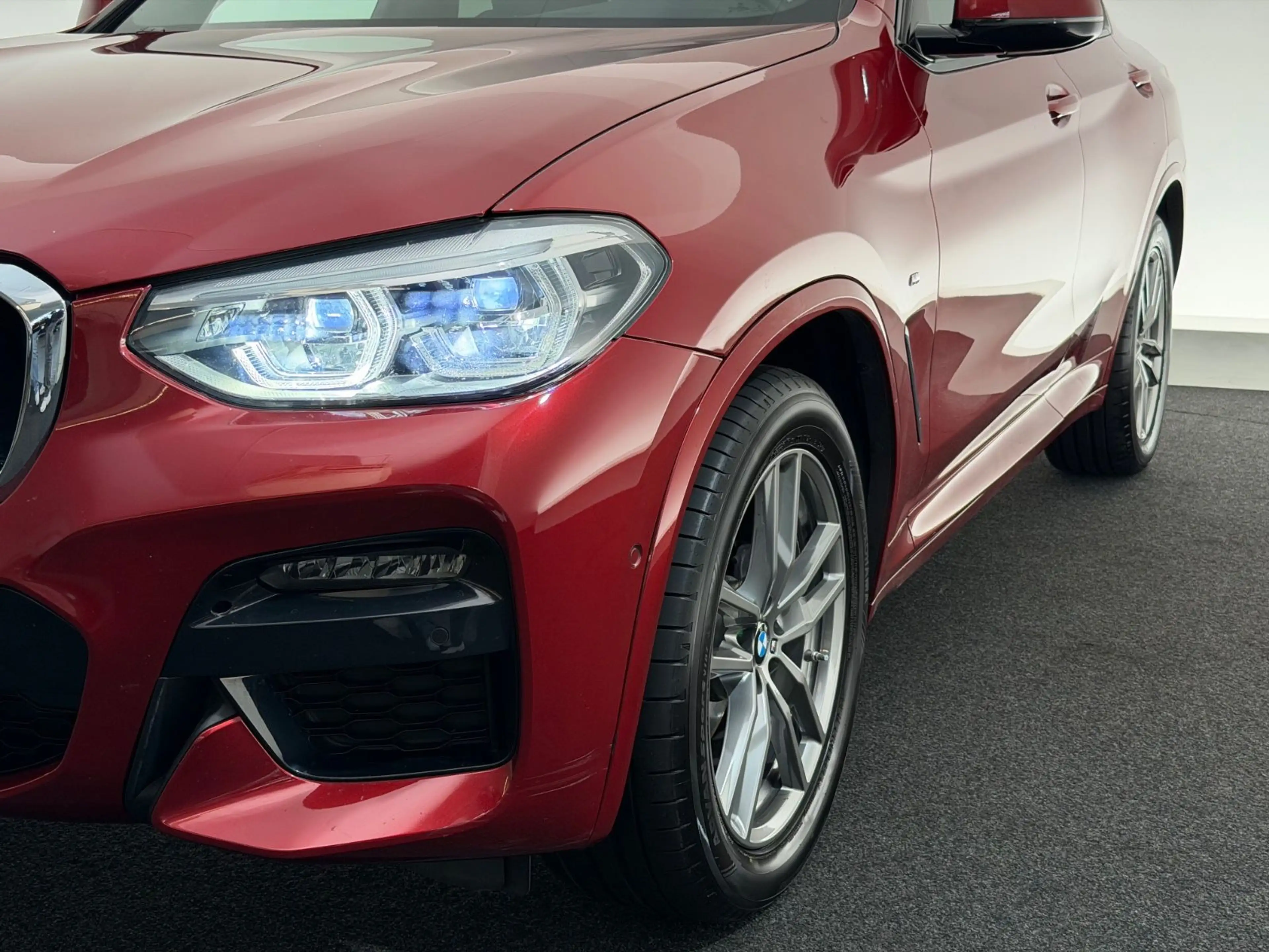 BMW X4 xDrive20i*M SPORT*LED-PANO-HUD-RKAM-SHZ-TEMPO — photo 14