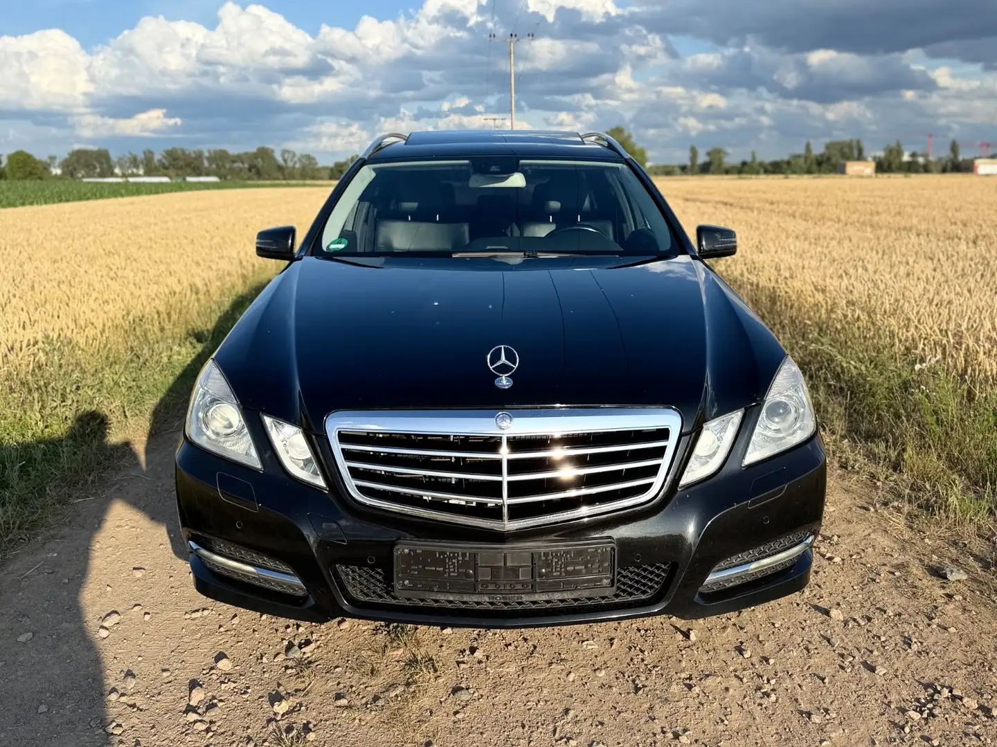 Mercedes-Benz E 220 T-Modell CDI BlueEfficiency Чорний - 2