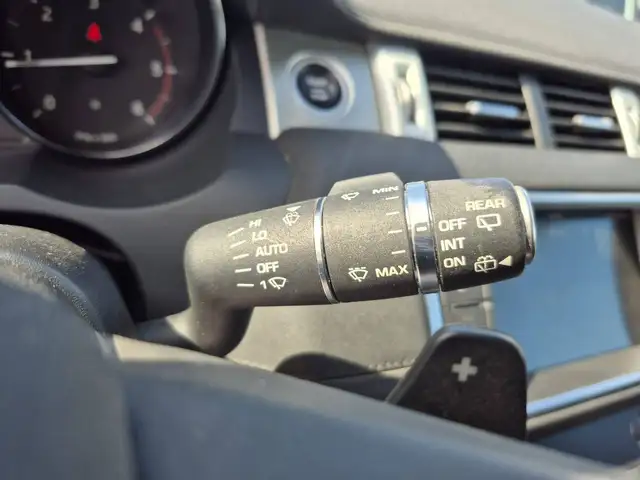 Land Rover Range Rover Evoque view 14
