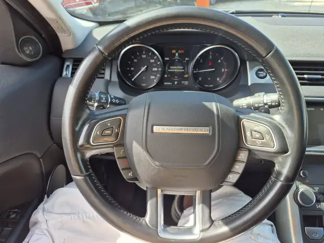 Land Rover Range Rover Evoque view 12