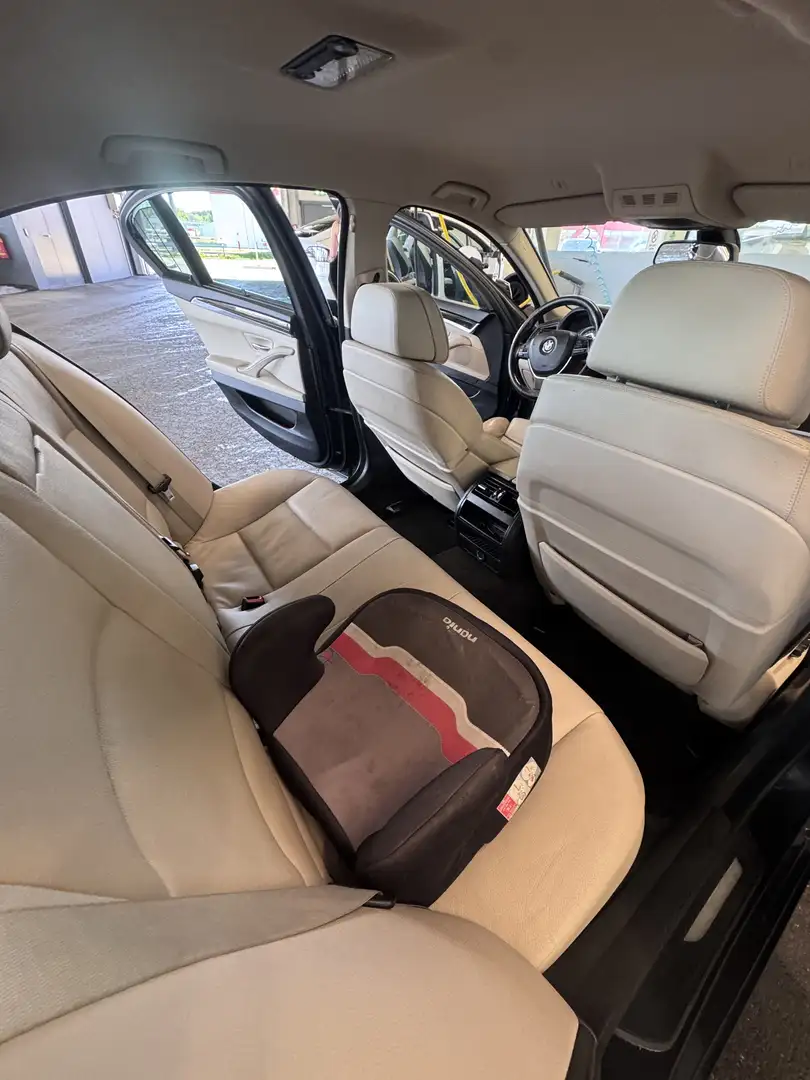 BMW 528 528i Österreich-Paket Aut. - 2