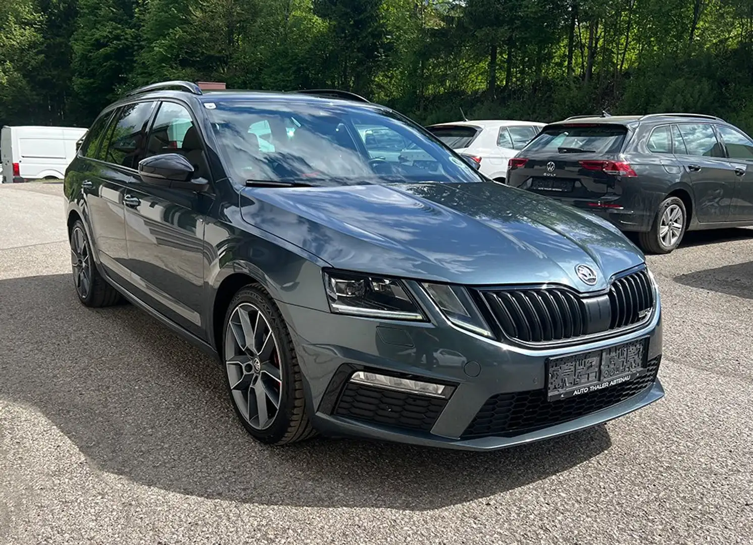 Skoda Octavia Combi RS 2,0 TDI 4x4 DSG Grau - 2