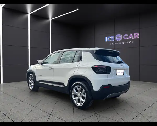 Jeep Avenger view 7