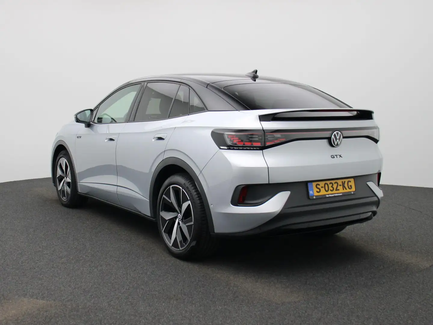 Volkswagen ID.5 GTX 77 kWh | Camera | Stoelverwarming | Navigatie Grijs - 2