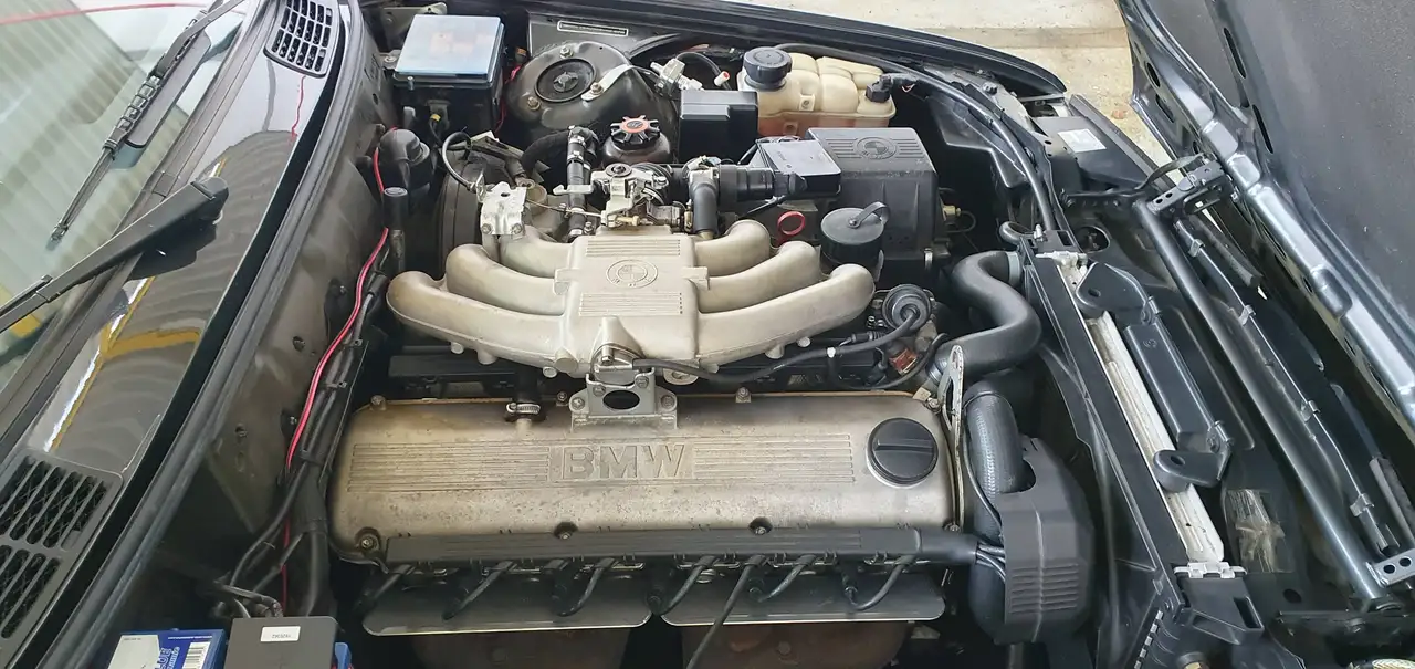 BMW 320i (E30), foto 5