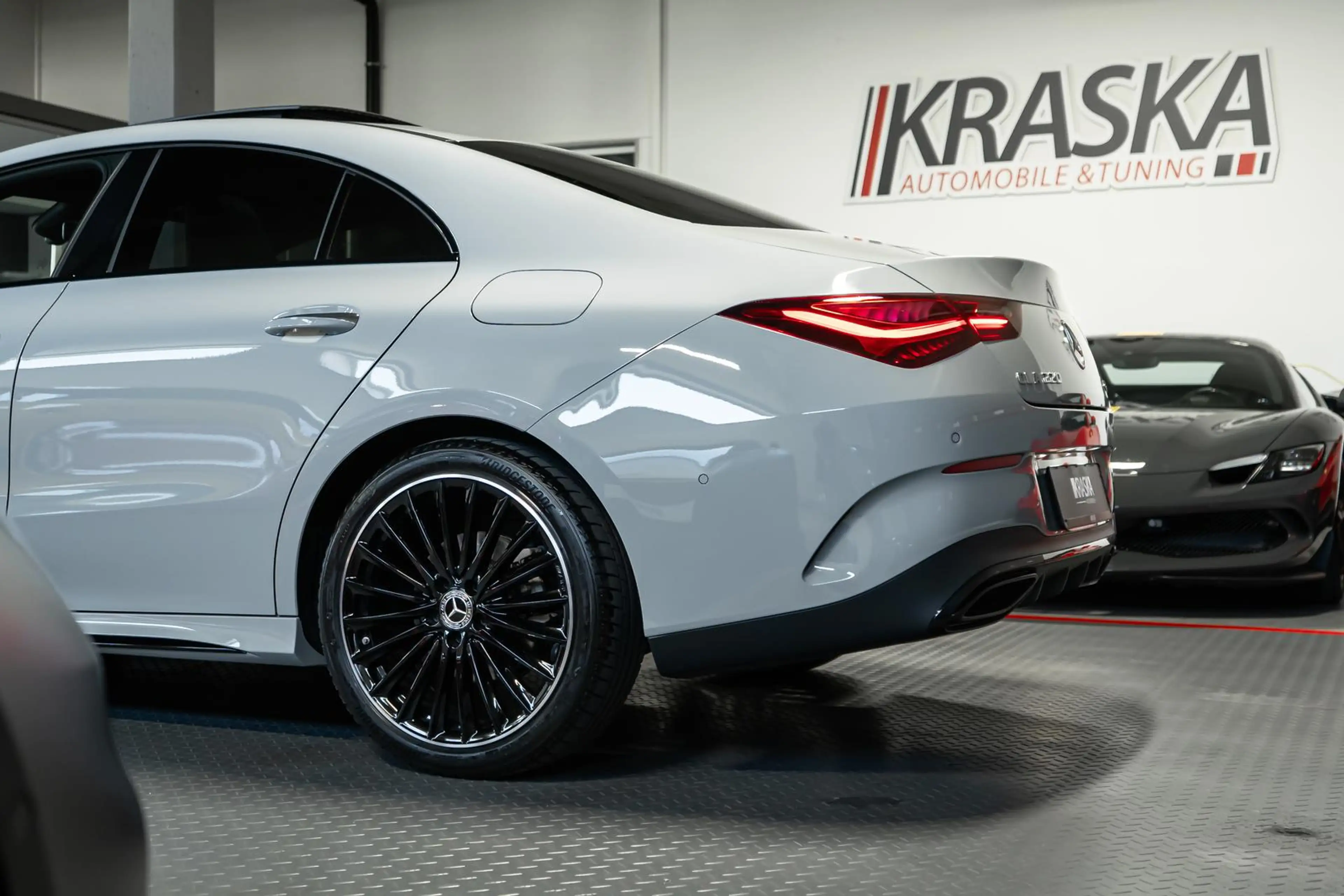 Mercedes-Benz CLA 220 4M Special Edition AMG Line RFK PANO APP — photo 8