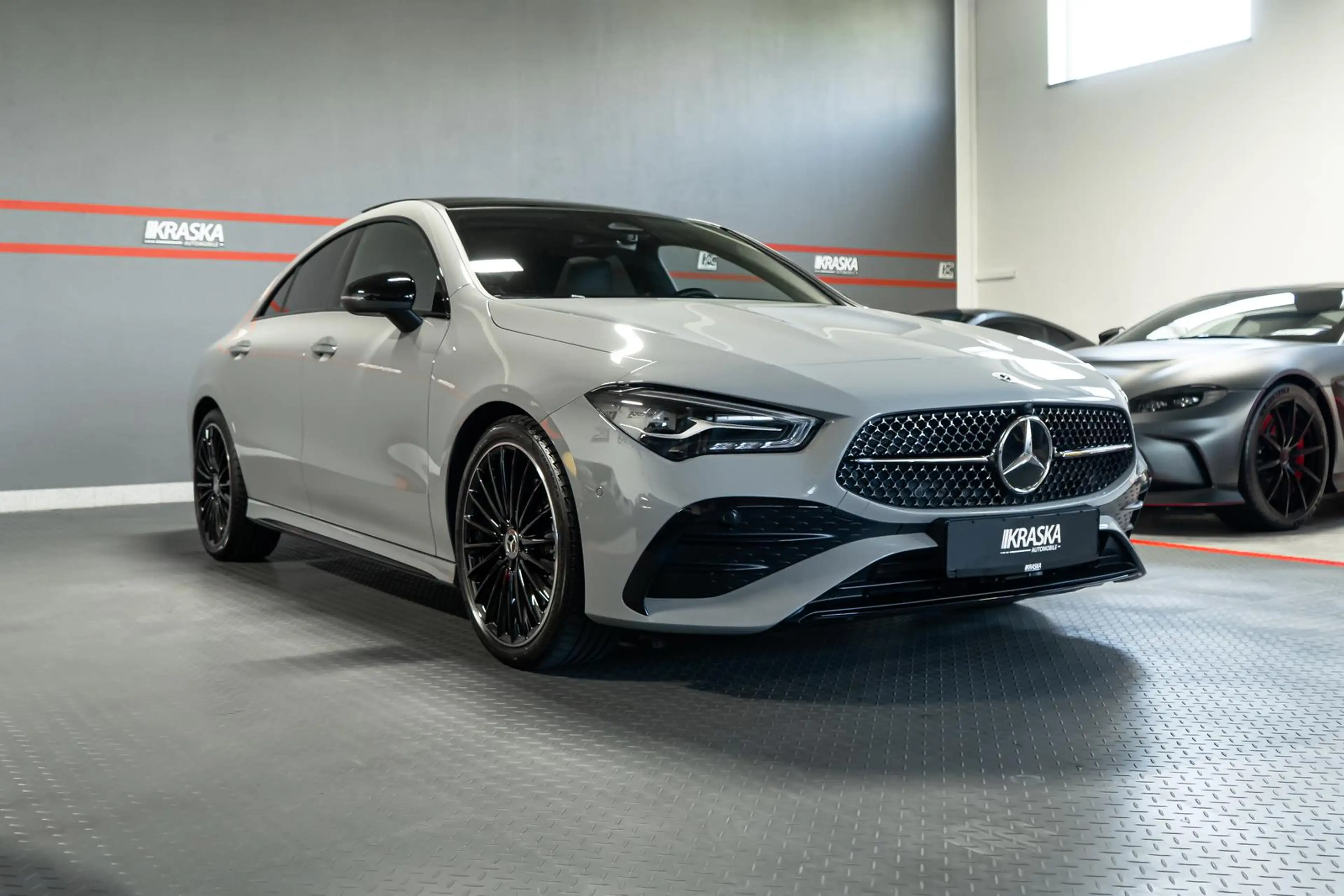 Mercedes-Benz CLA 220 4M Special Edition AMG Line RFK PANO APP — photo 5