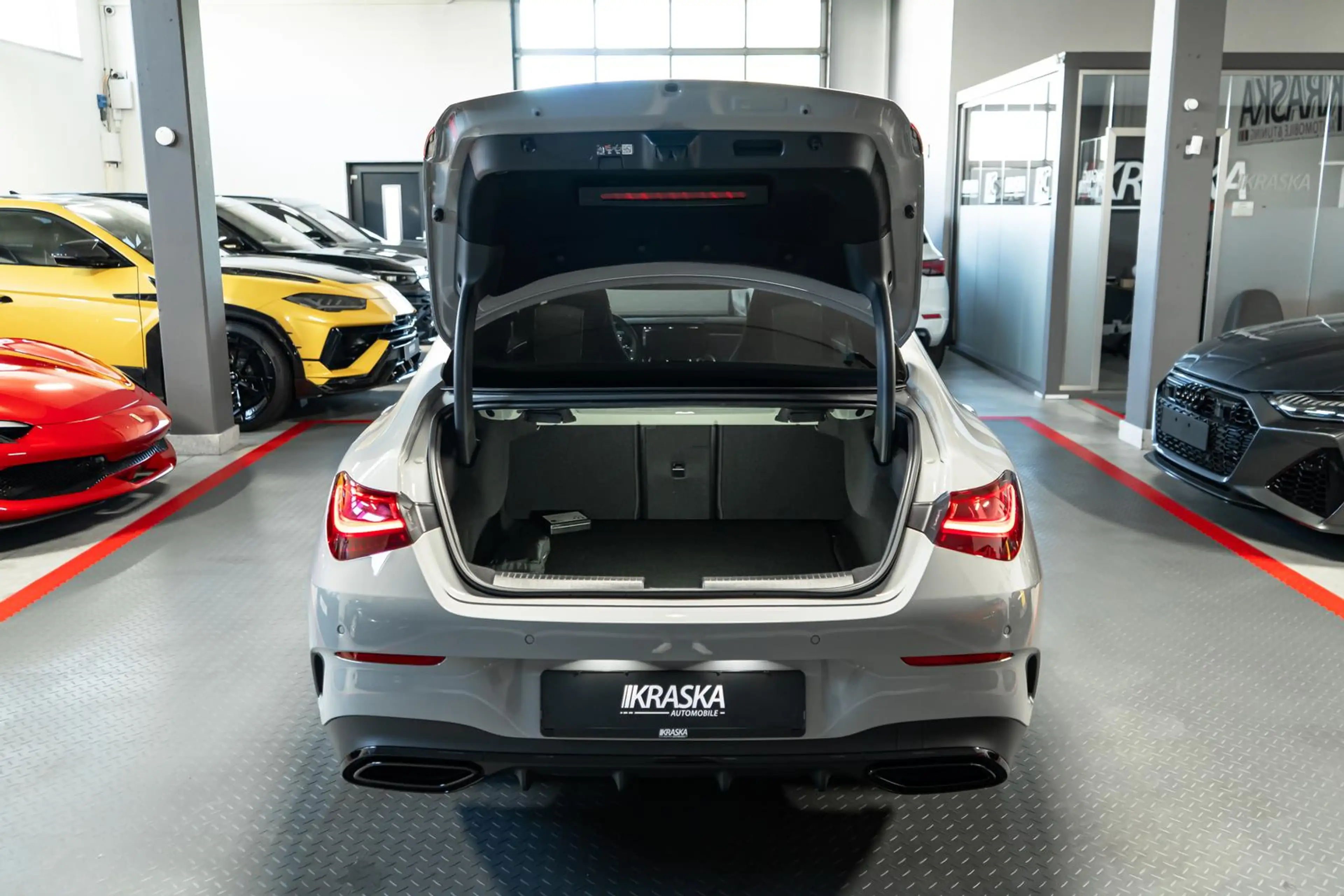 Mercedes-Benz CLA 220 4M Special Edition AMG Line RFK PANO APP — photo 9