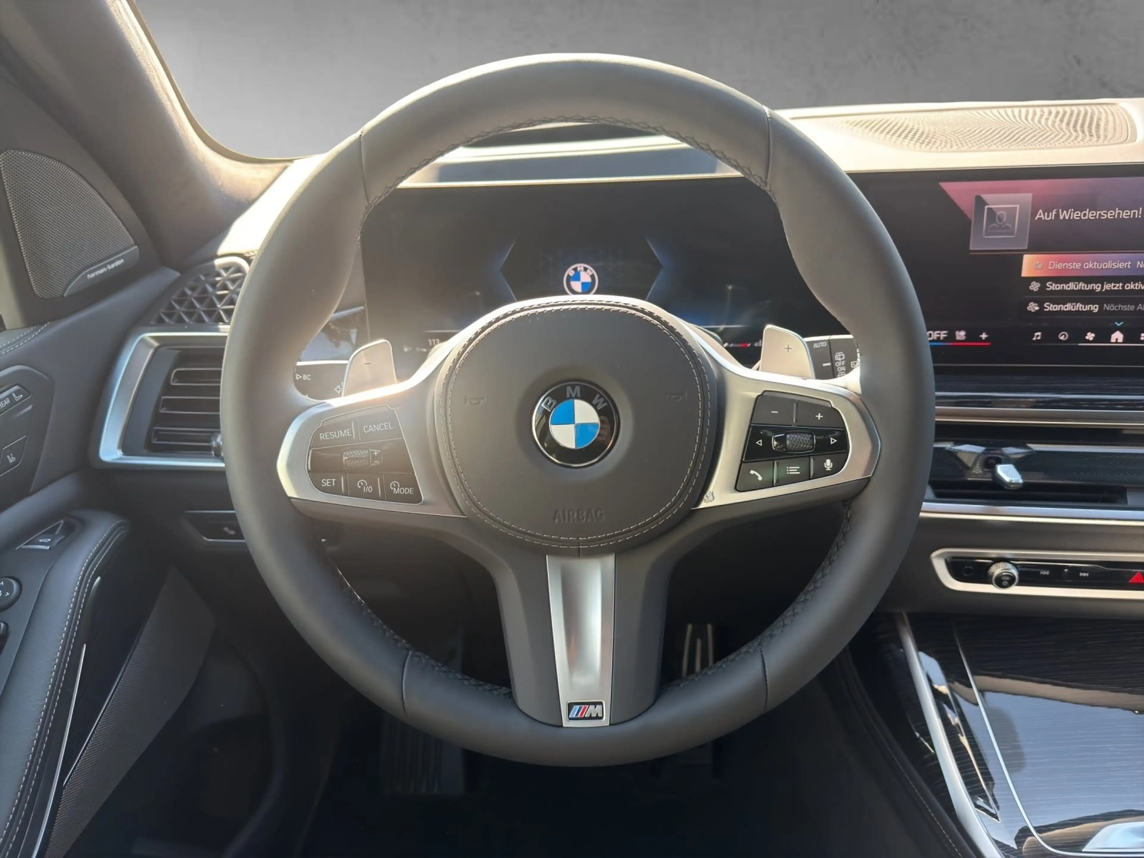 BMW X7 xDrive40d — photo 15