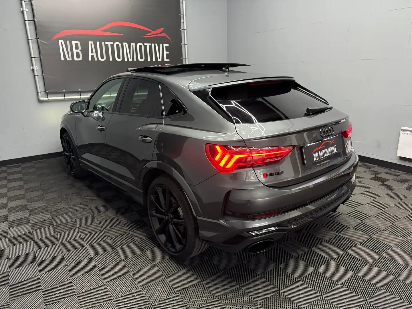 Audi RS Q3 RSQ3 Sportback Pano RS-Seats Dynamic 360 B&O ACC V Šedá - 2