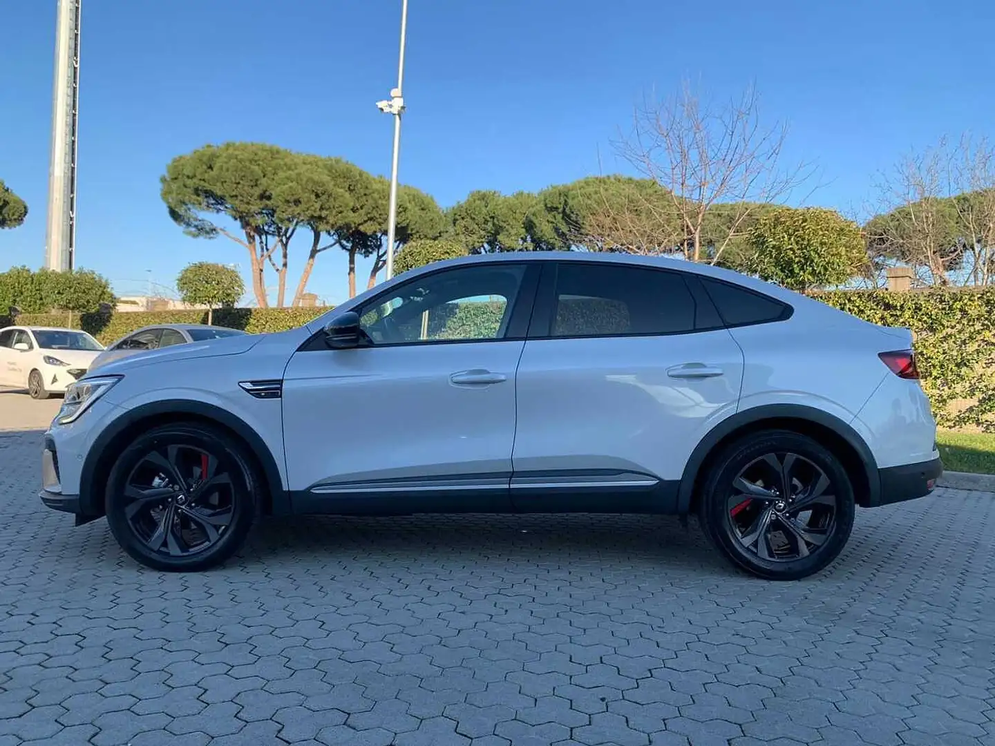 Renault Arkana Hybrid E-Tech 145 CV R.S. Line Bianco - 2