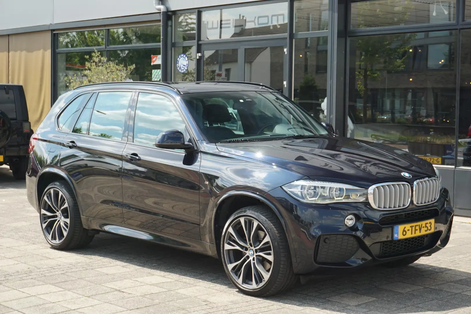 BMW X5 xDrive30d High Executive | B&O | M pakket | Comfor Zwart - 1