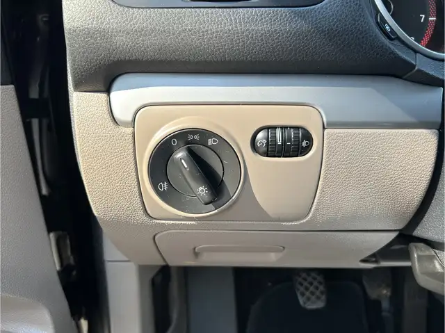 Volkswagen Golf view 15