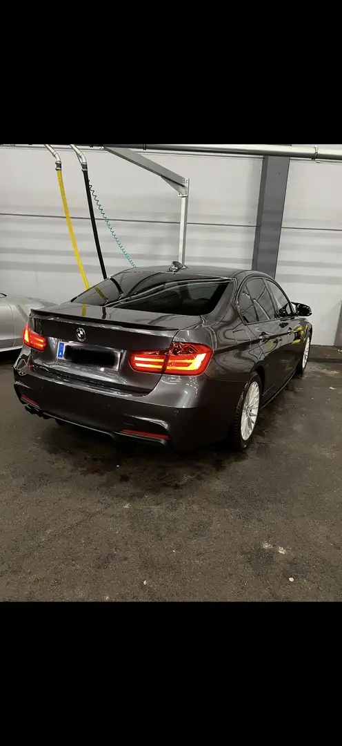 BMW 318 F30 318d M-Paket Grau - 1