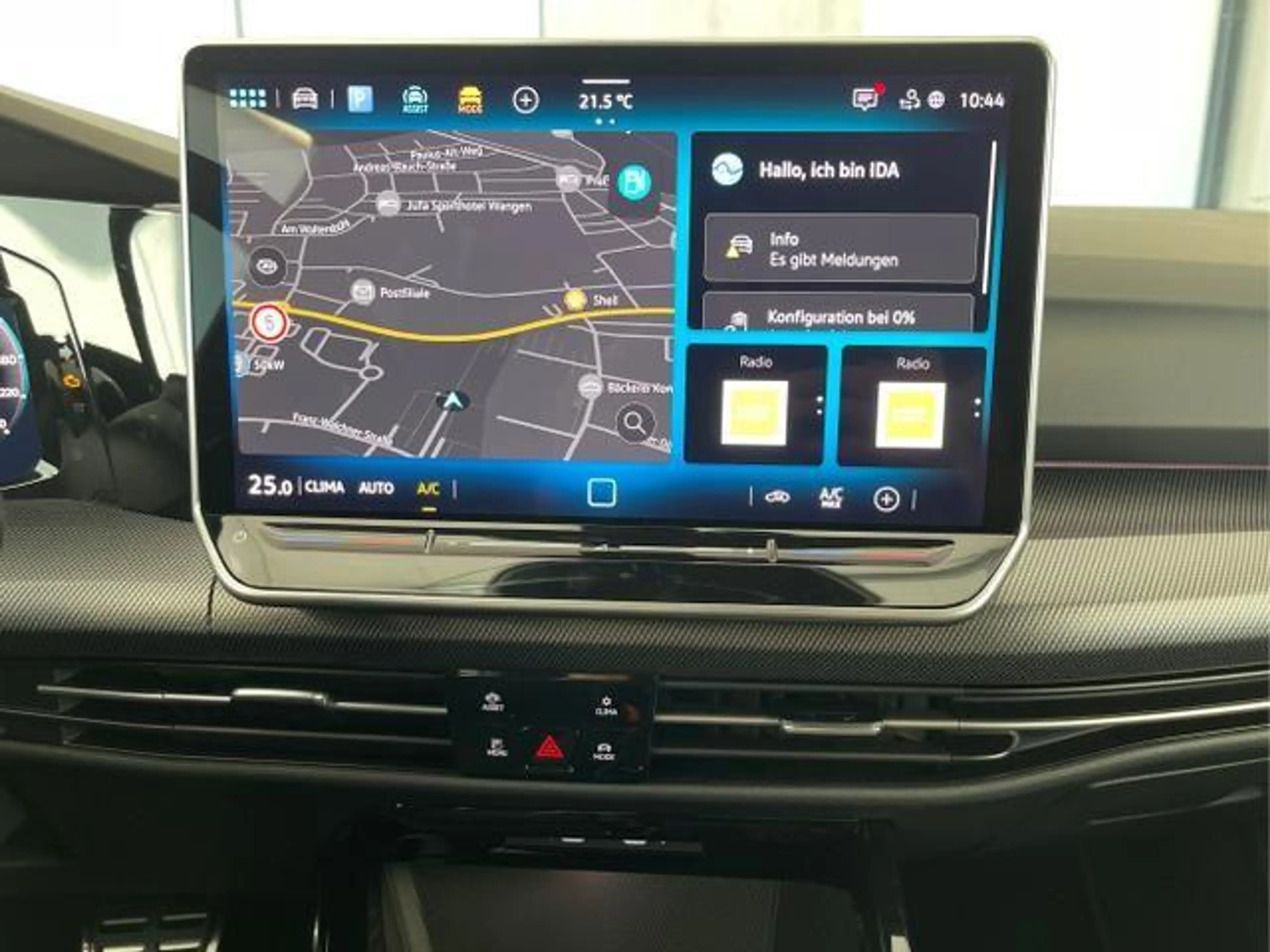 Volkswagen Golf Variant R-Line 150PS TDI DSG AHK+IQ-Light+Navi+Black Style — photo 8
