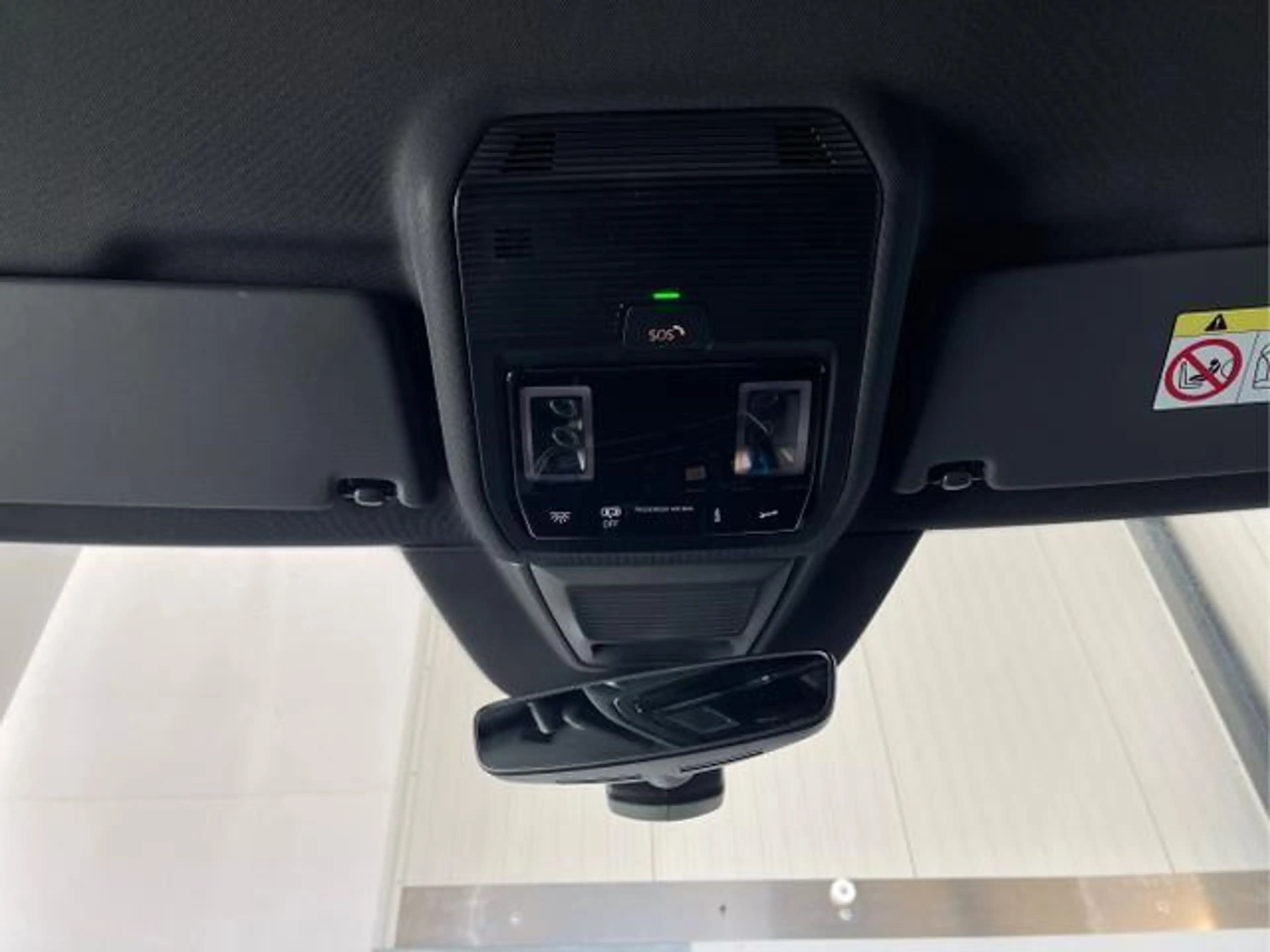 Volkswagen Golf Variant R-Line 150PS TDI DSG AHK+IQ-Light+Navi+Black Style — photo 13