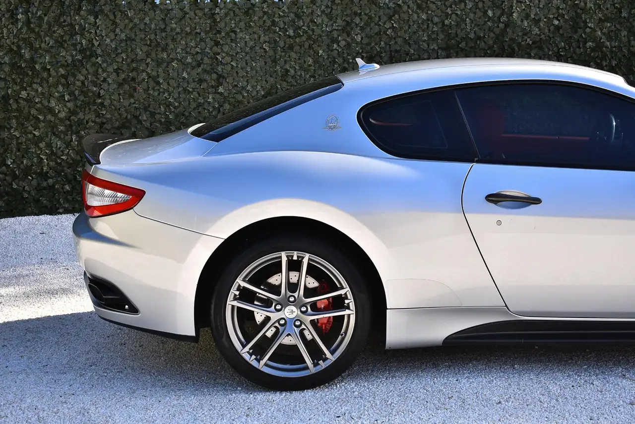 2012 Maserati GranTurismo 4.7 S MC Sport Line 4.7L V8, photograph 6