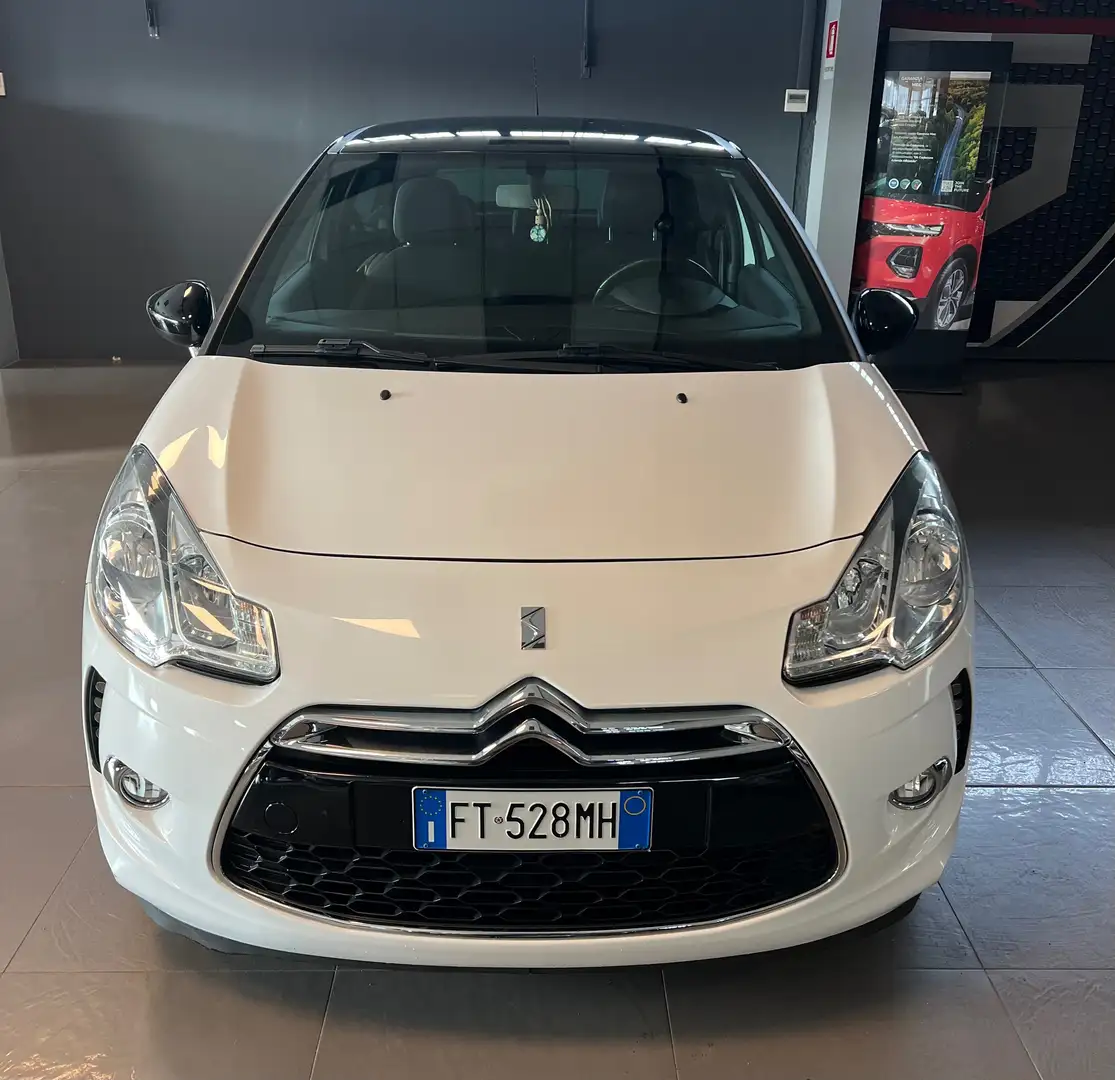 Citroen DS3 DS3 1.6 e-hdi Sport Chic 90cv Bianco - 1