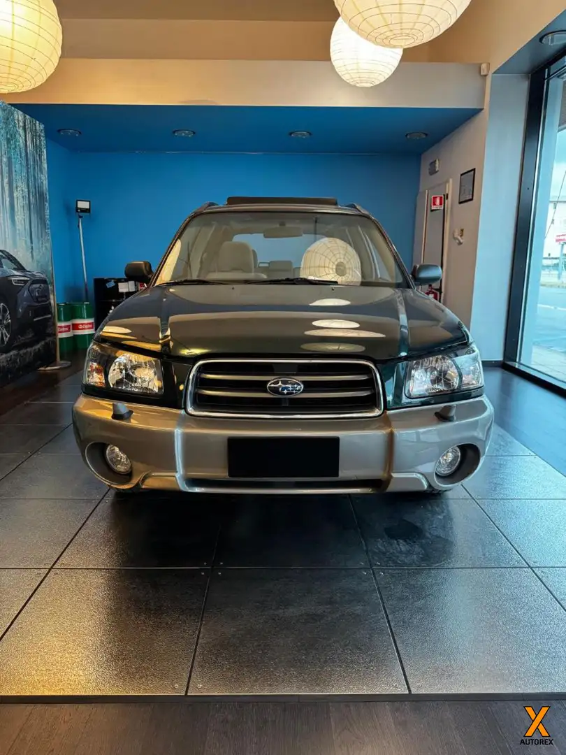Subaru Forester 2.0 16V cat X VR Grün - 1