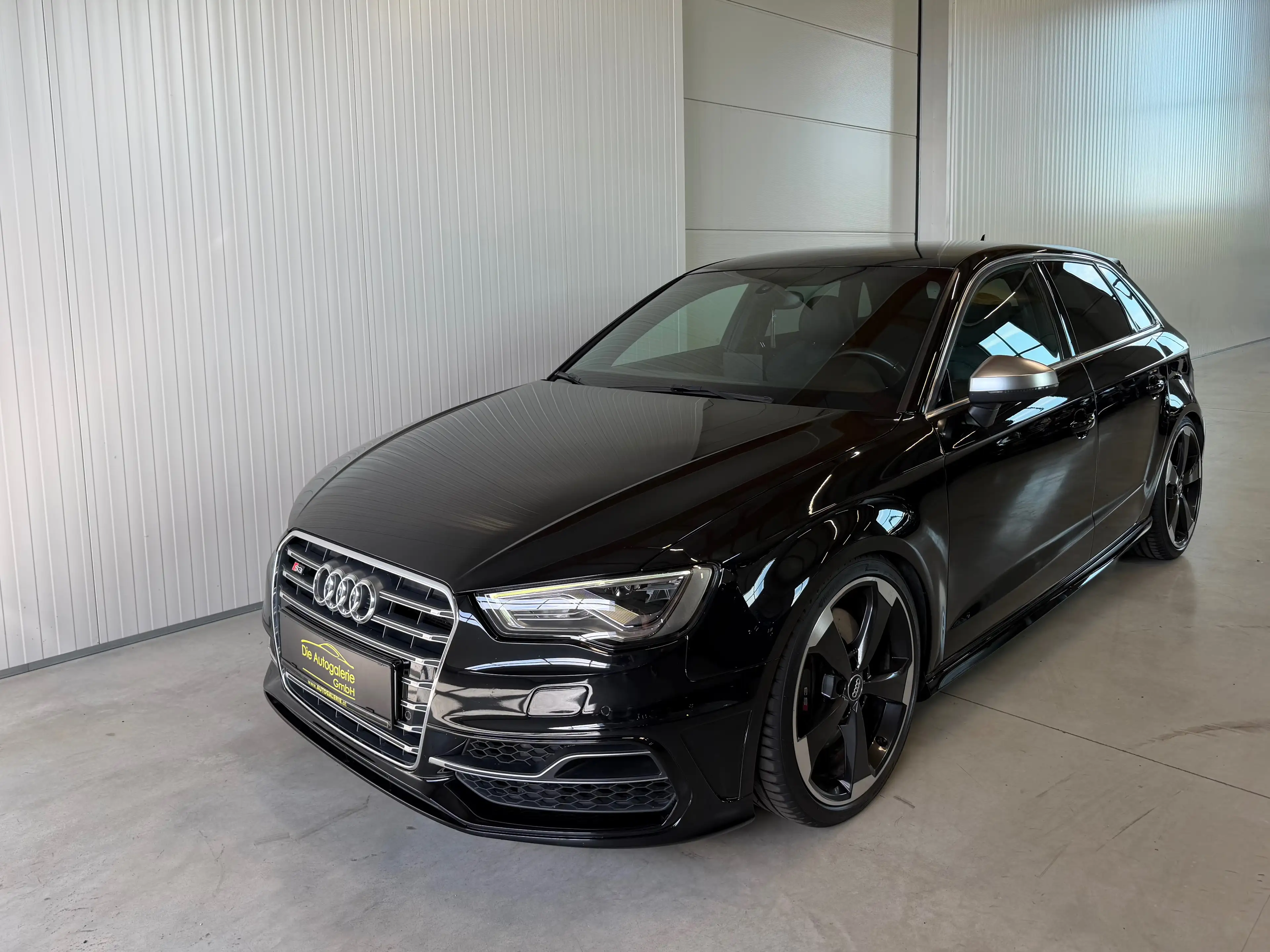 Audi S3 2.0 TFSI quattro *LED-LIGHT*19-ZOLL*B.&O.* — photo 4