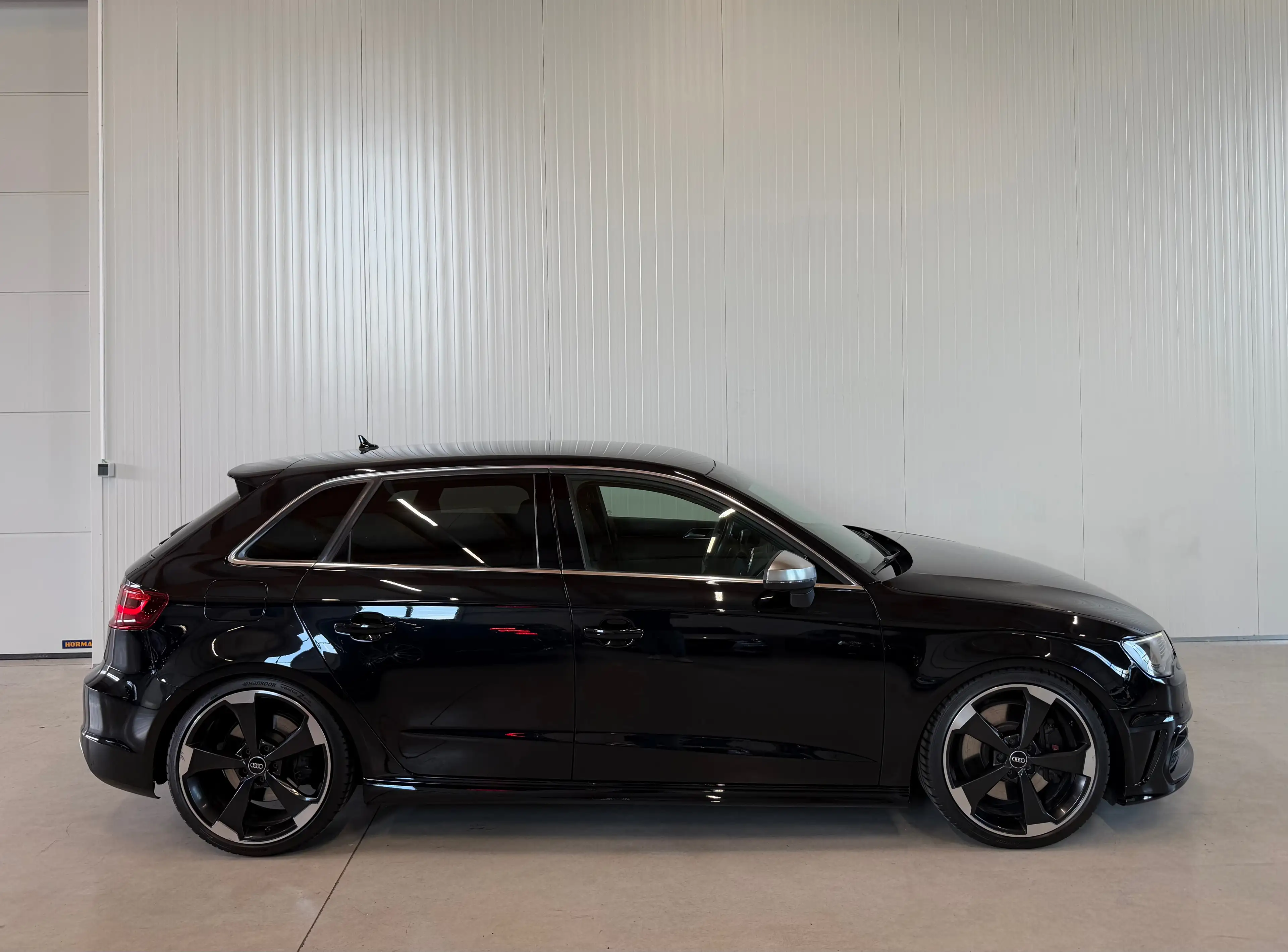 Audi S3 2.0 TFSI quattro *LED-LIGHT*19-ZOLL*B.&O.* — photo 9