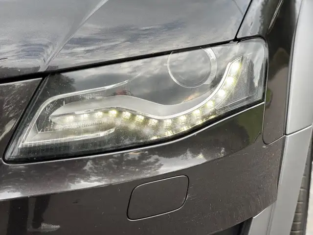 Audi A4 view 7