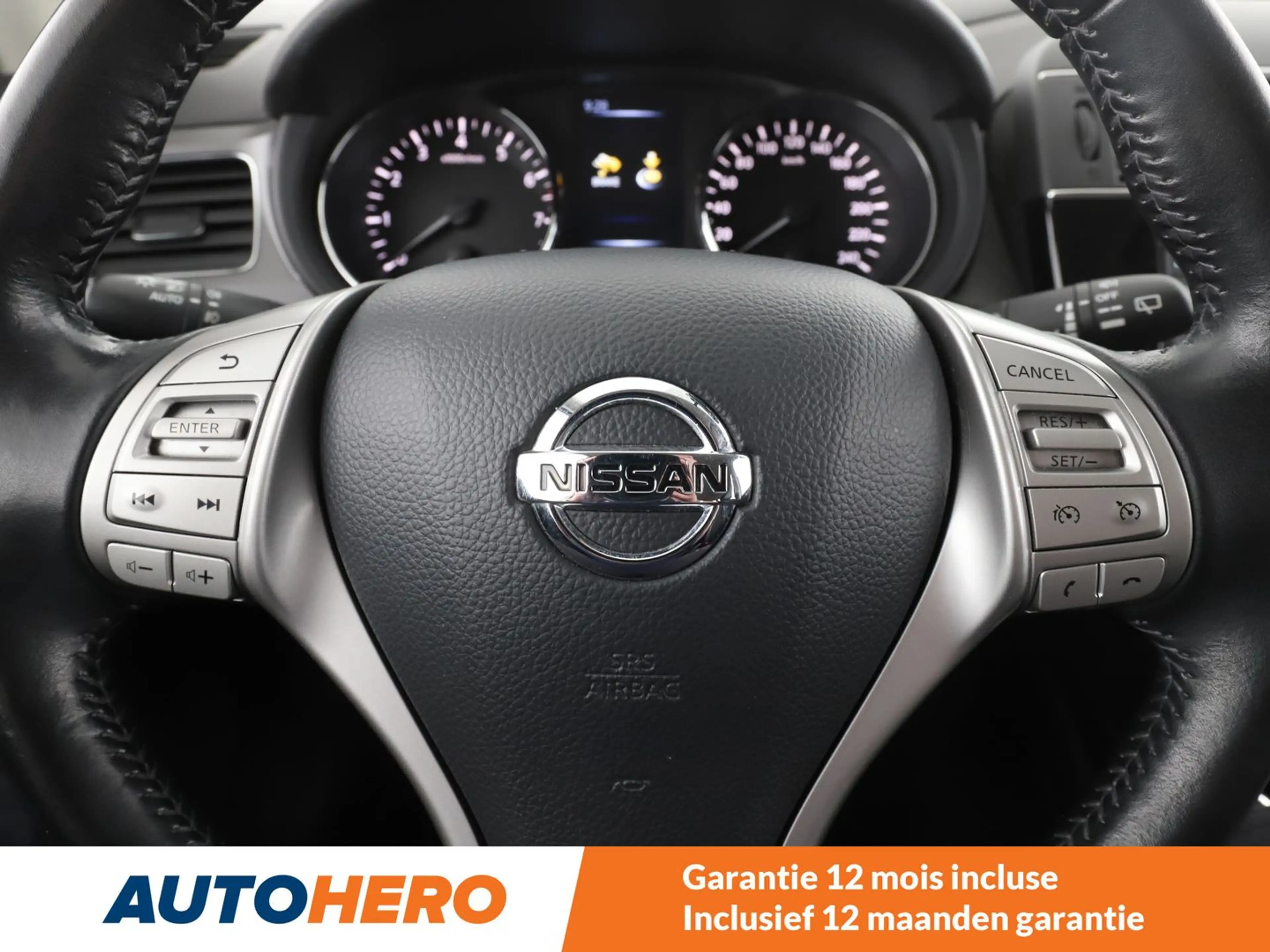 Nissan Pulsar 1.2 Tekna — photo 9