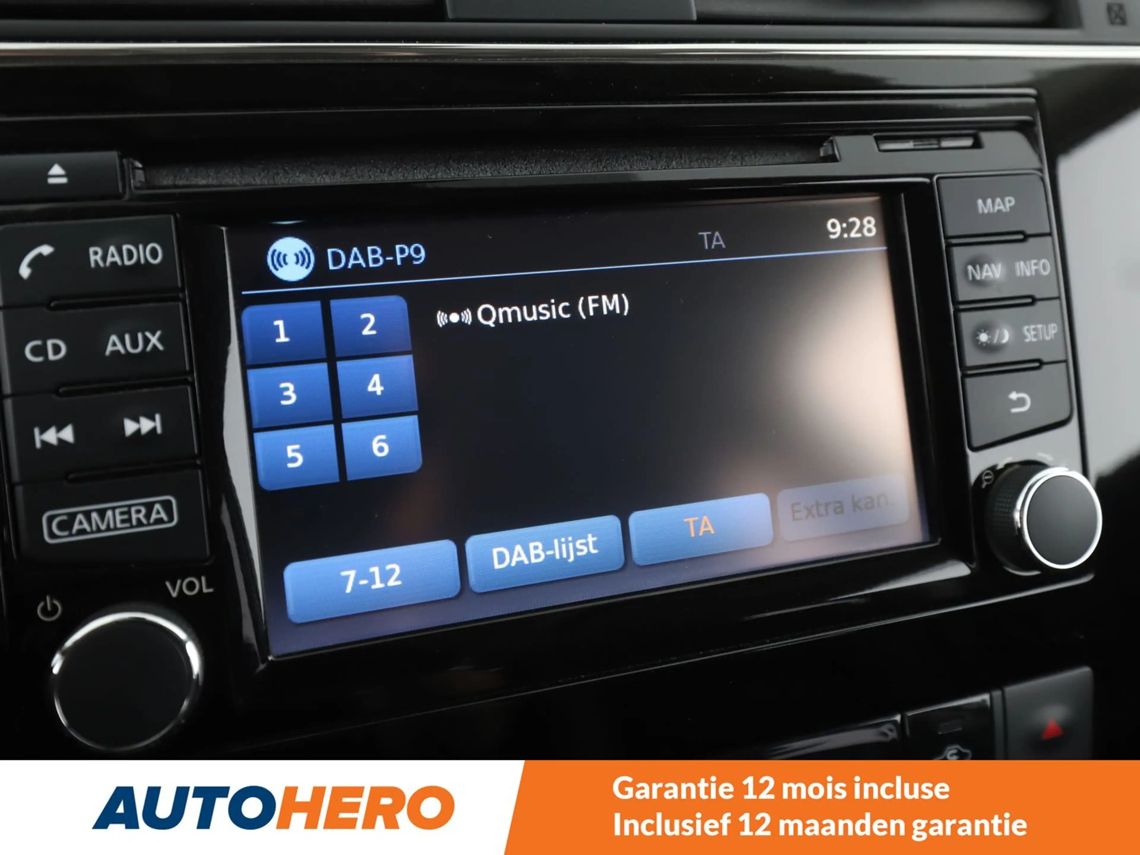 Nissan Pulsar 1.2 Tekna — photo 8
