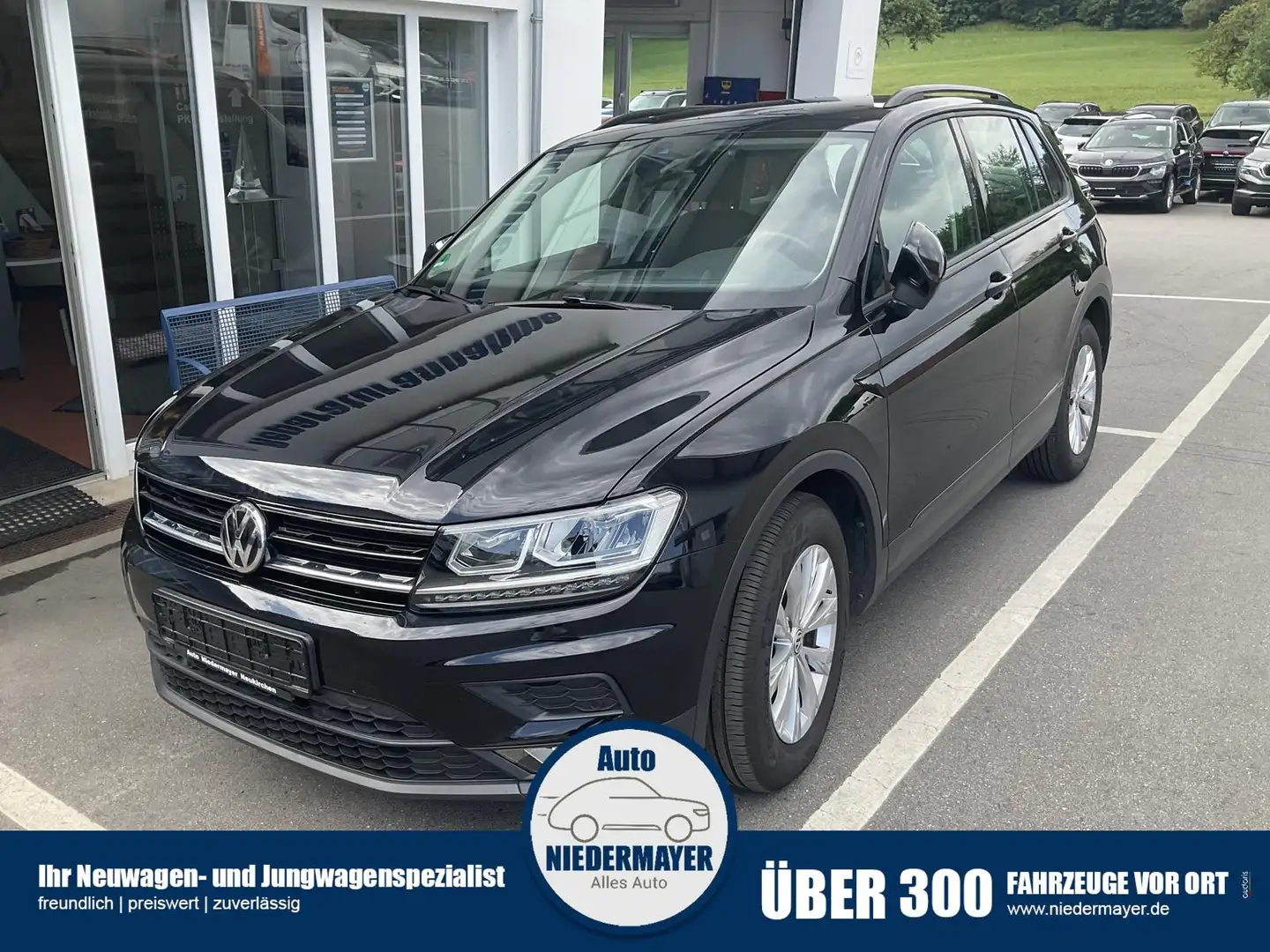 Volkswagen Tiguan 1.5 TSI Trendline, Navi, LED, 17 Zoll Noir - 1