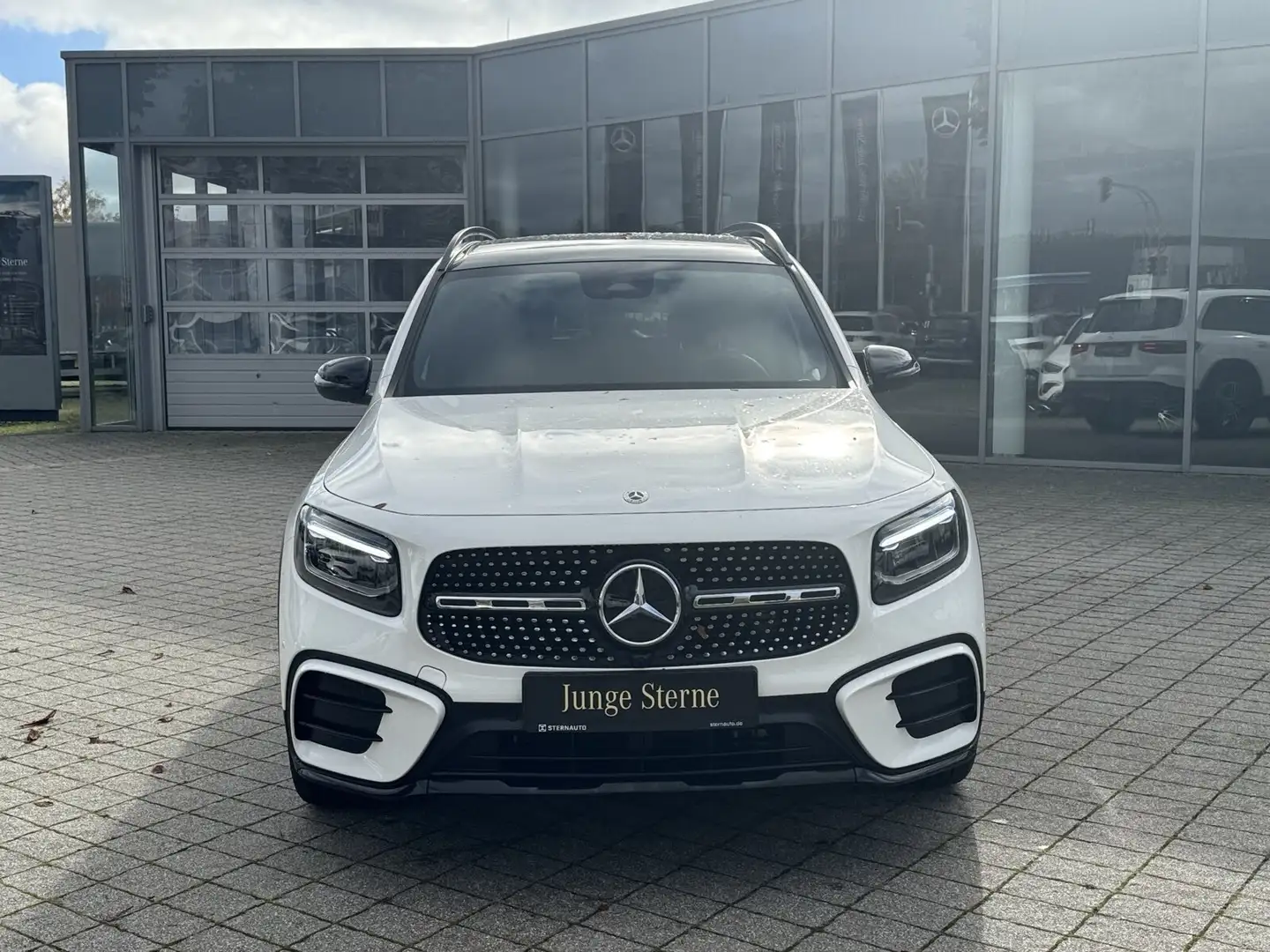 Mercedes-Benz GLB 200 GLB 200 AMG Line Navi Pano.-Dach Keyless-Go/Klima AMG Line Navi Pano.-Dach Keyless-Go/Klima Wit - 2
