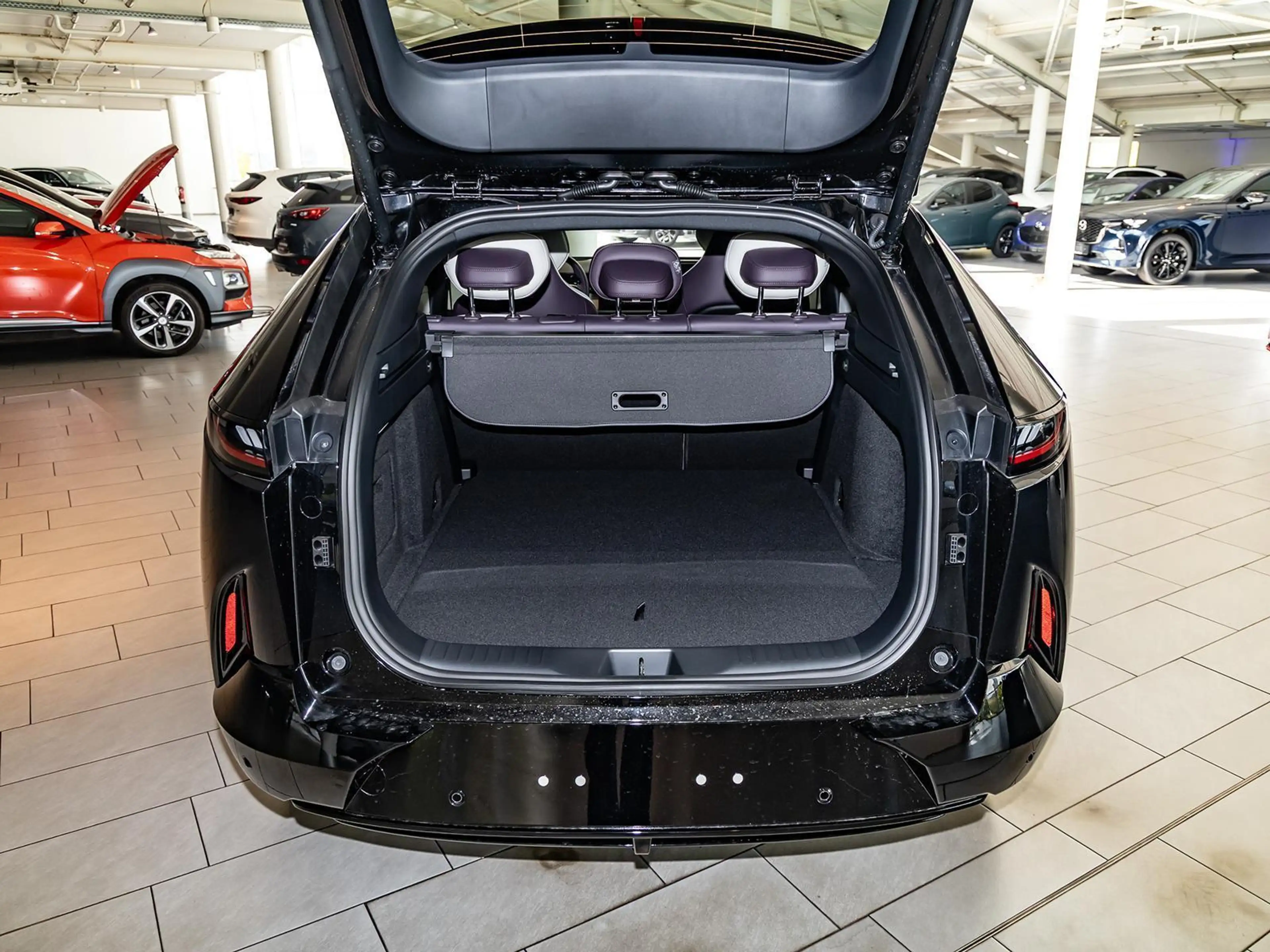 Mazda CX-6e CX-6e EV RWD Takumi Plus NAVI SHZ PDC — photo 7