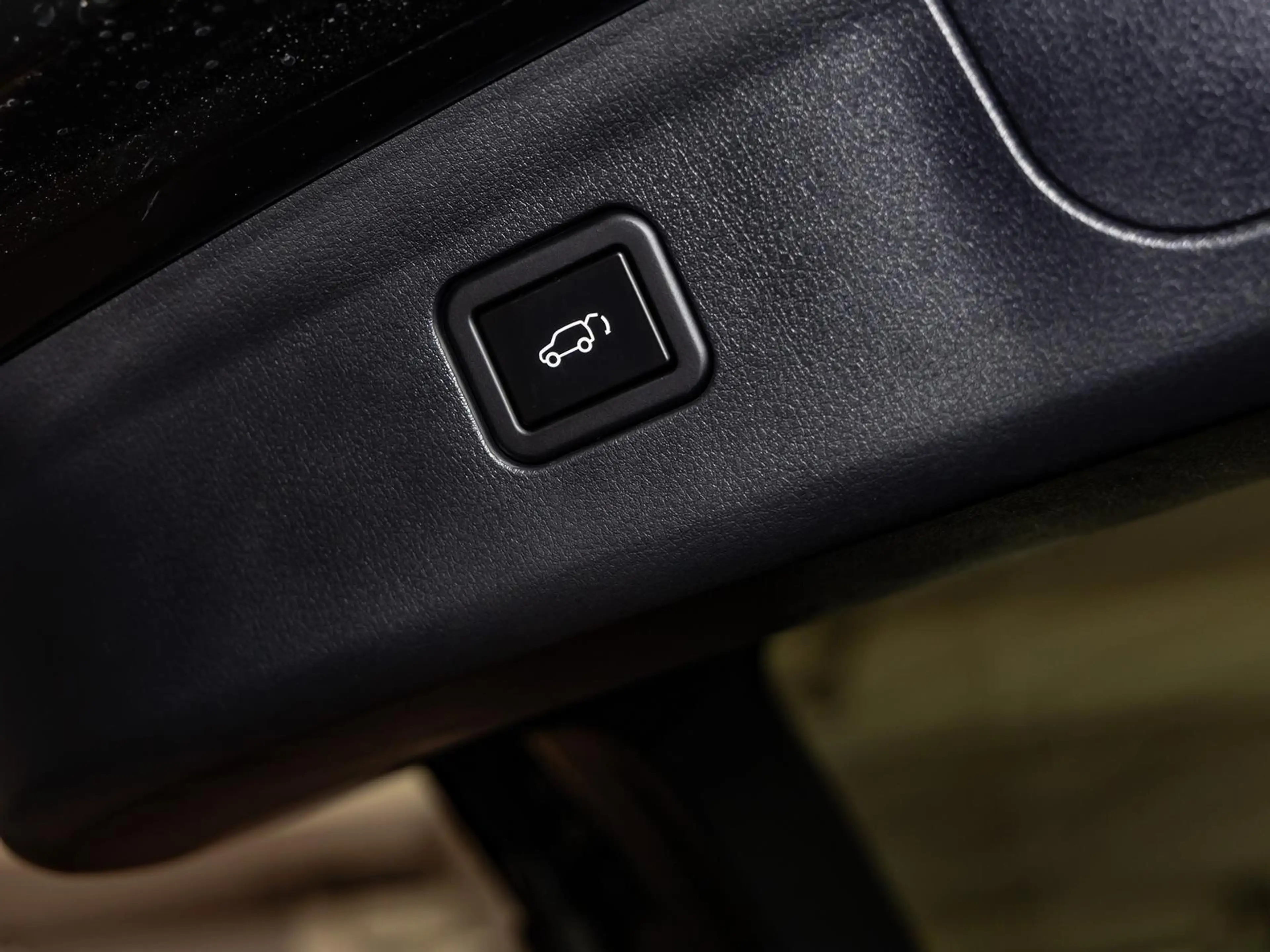 Mazda CX-6e CX-6e EV RWD Takumi Plus NAVI SHZ PDC — photo 8