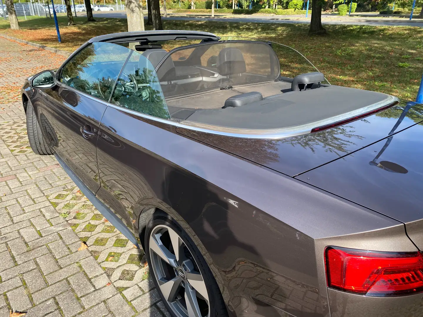 Audi A5 A5 Cabrio Cabrio 2.0 TFSI quattro S tronic sport Braun - 1