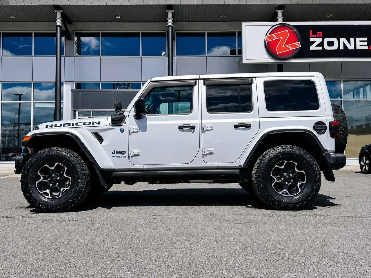 Jeep Wrangler photo Jeep Wrangler