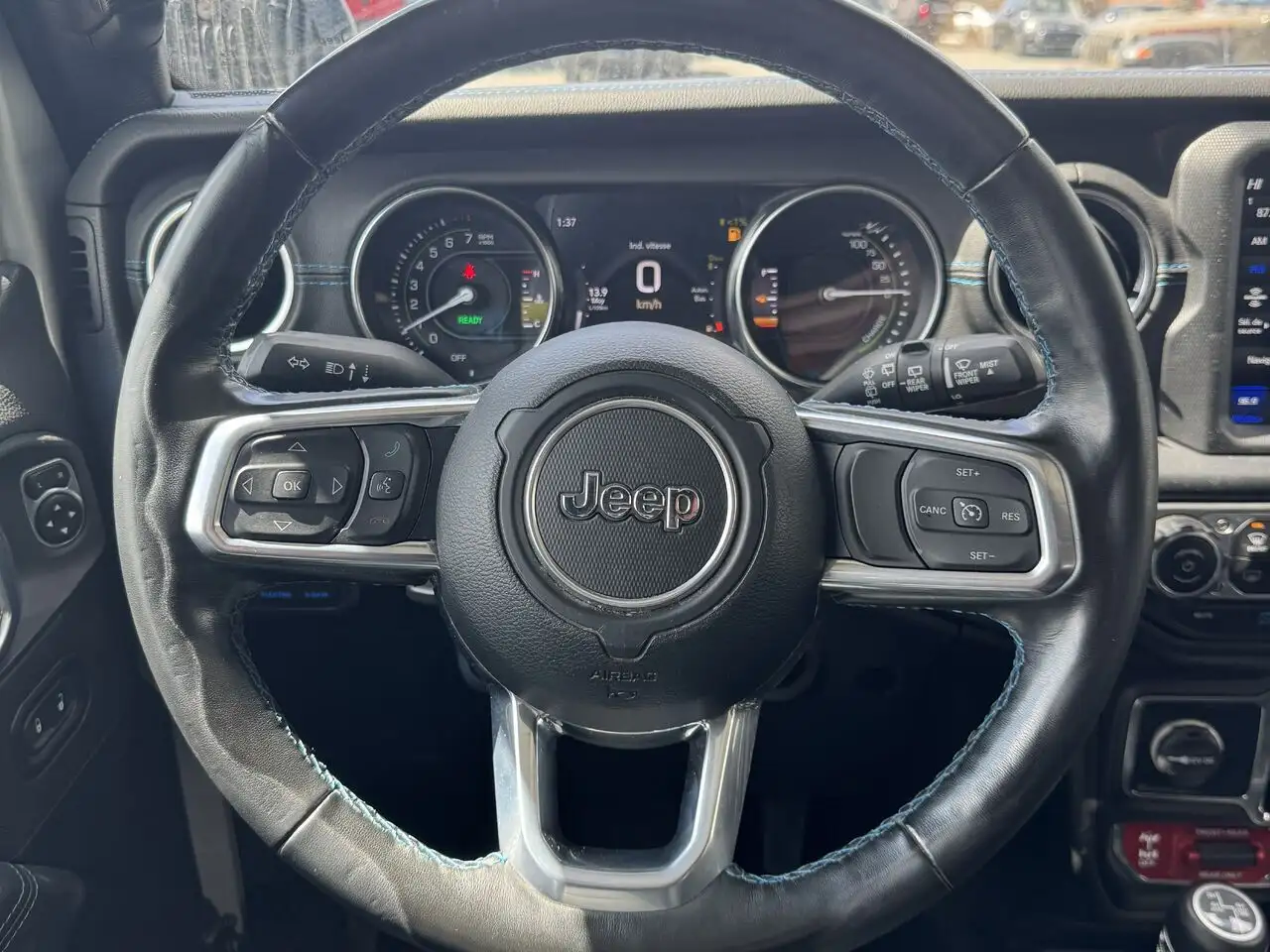 Jeep Wrangler photo Jeep Wrangler