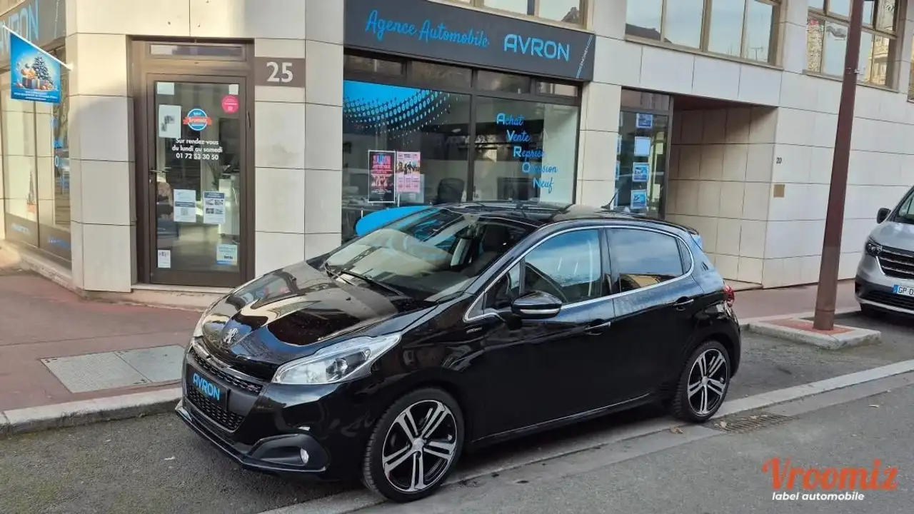 Peugeot 208 GENERATION-I 1.5 BLUEHDI 100 GT LINE STA