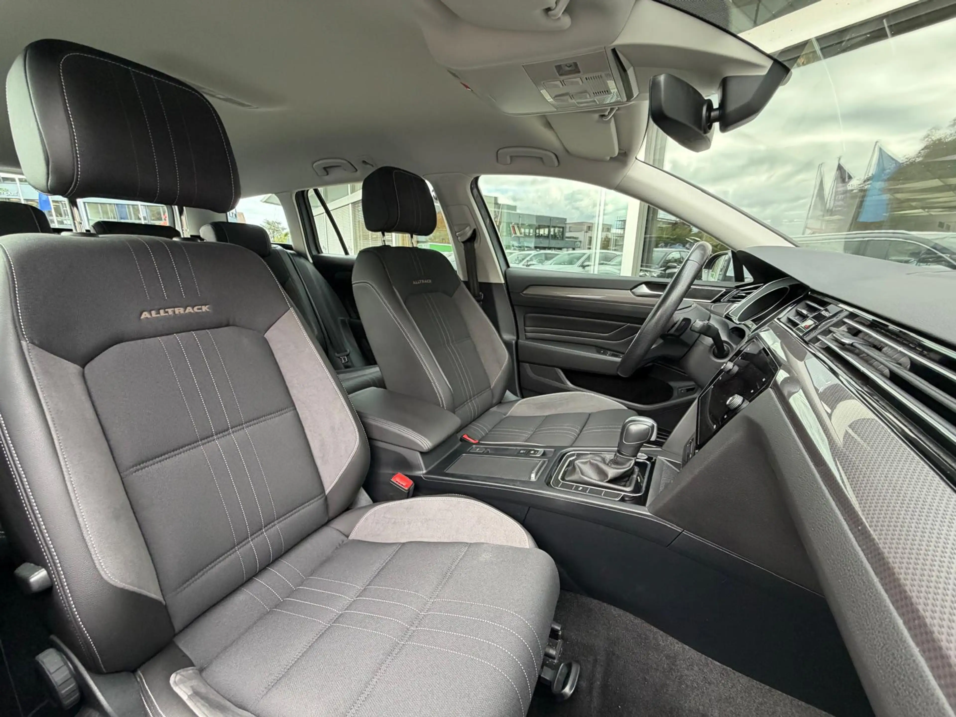 Volkswagen Passat Alltrack 2.0 TDI 4M LED+SHZ+NAVI+KAM+ACC+ — photo 12