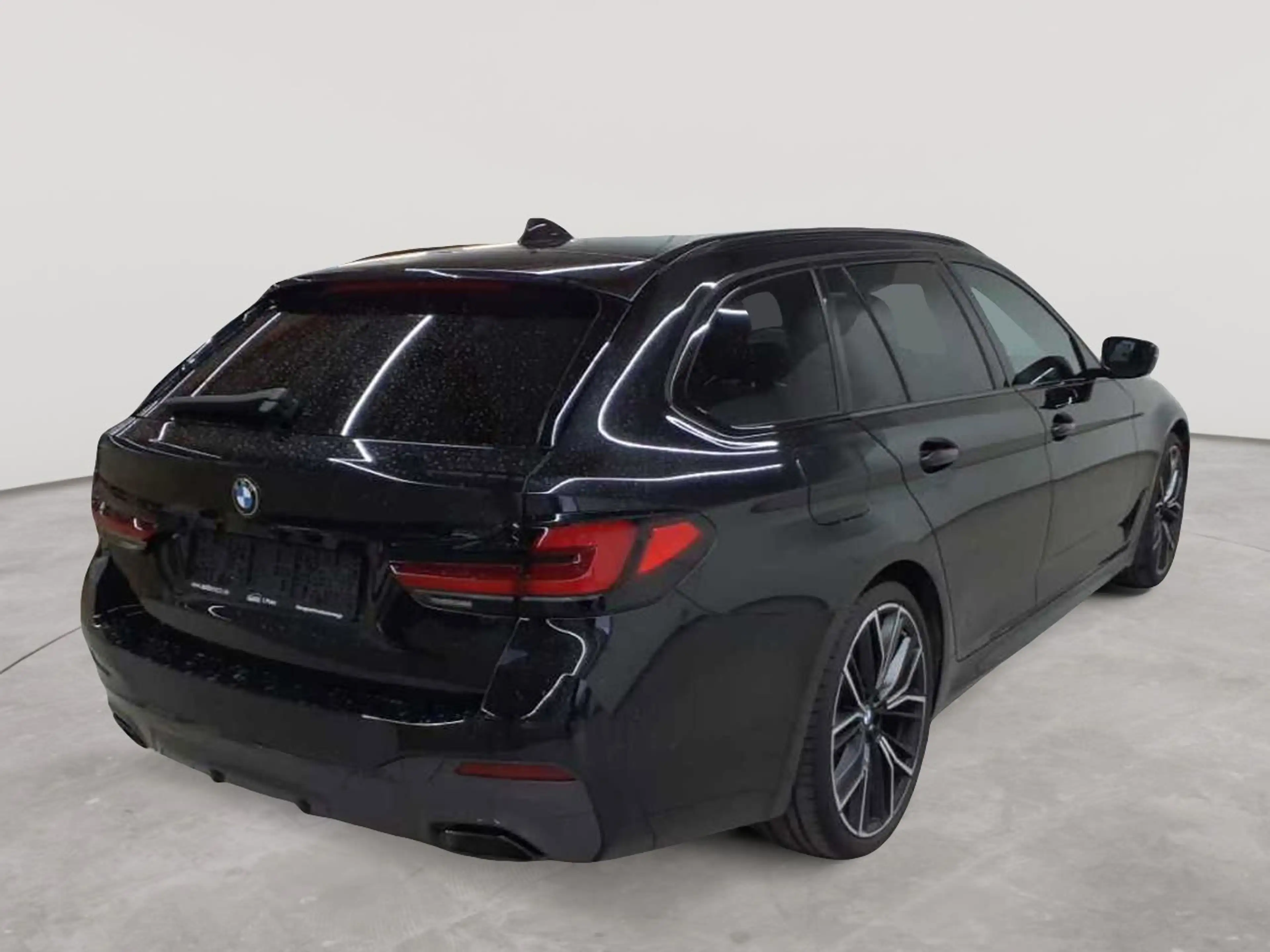 BMW 530 530i xDrive Touring Aut. M Sport Pro AHK HuD — photo 4