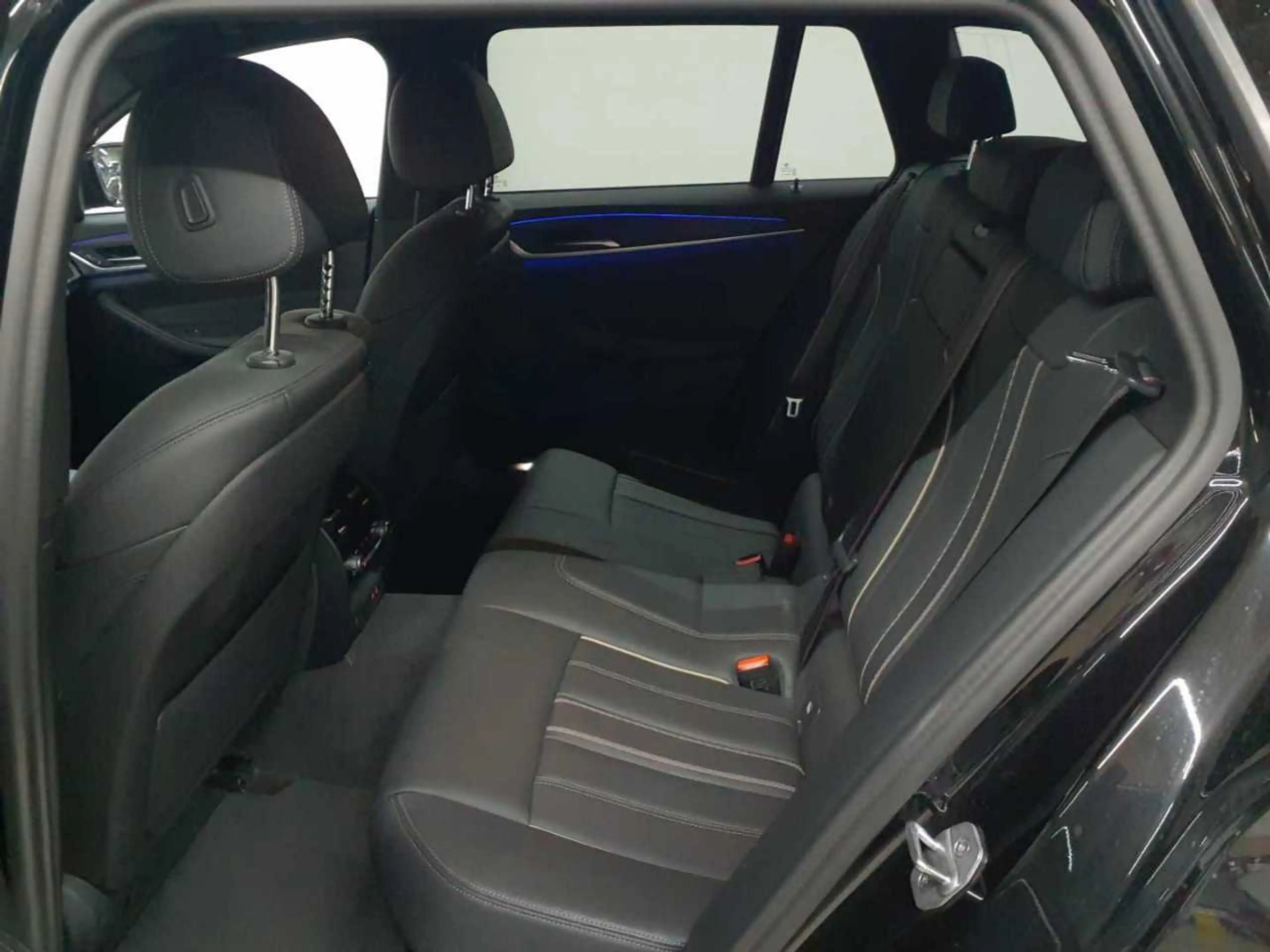 BMW 530 530i xDrive Touring Aut. M Sport Pro AHK HuD — photo 13