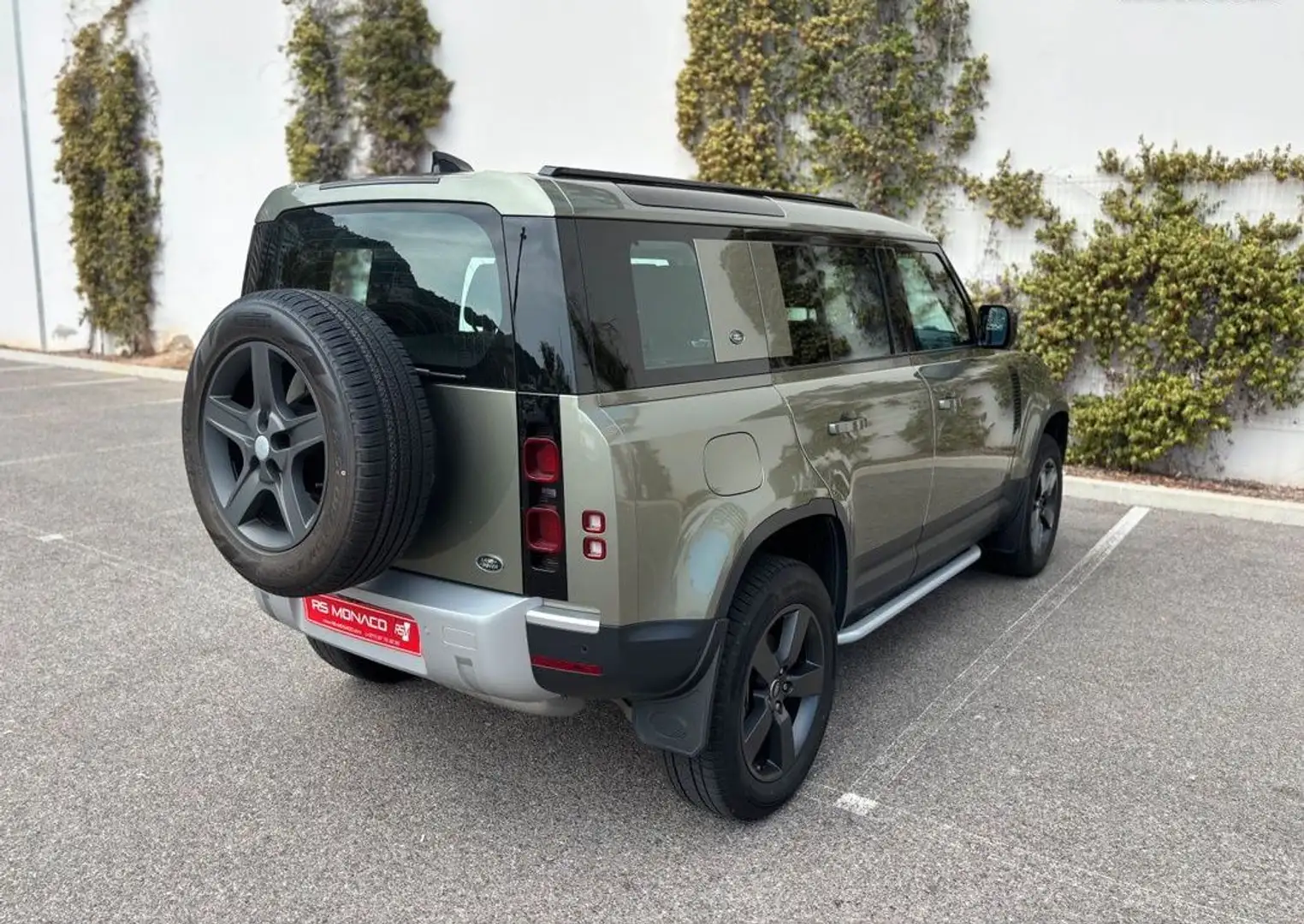 Land Rover Defender Land rover iv 3.0 d200 110 4x4 se bva Grün - 2