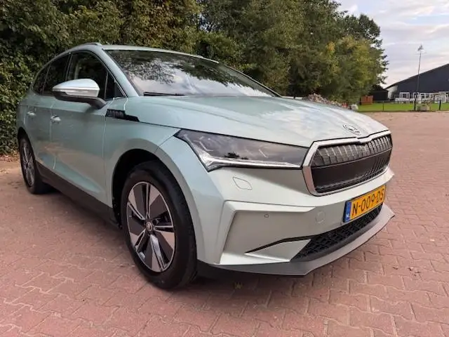 Skoda Enyaq Iv 80 BEV 204PK 77KWH/THAAK/ACARPLAY/HUP/FABRIEKSG