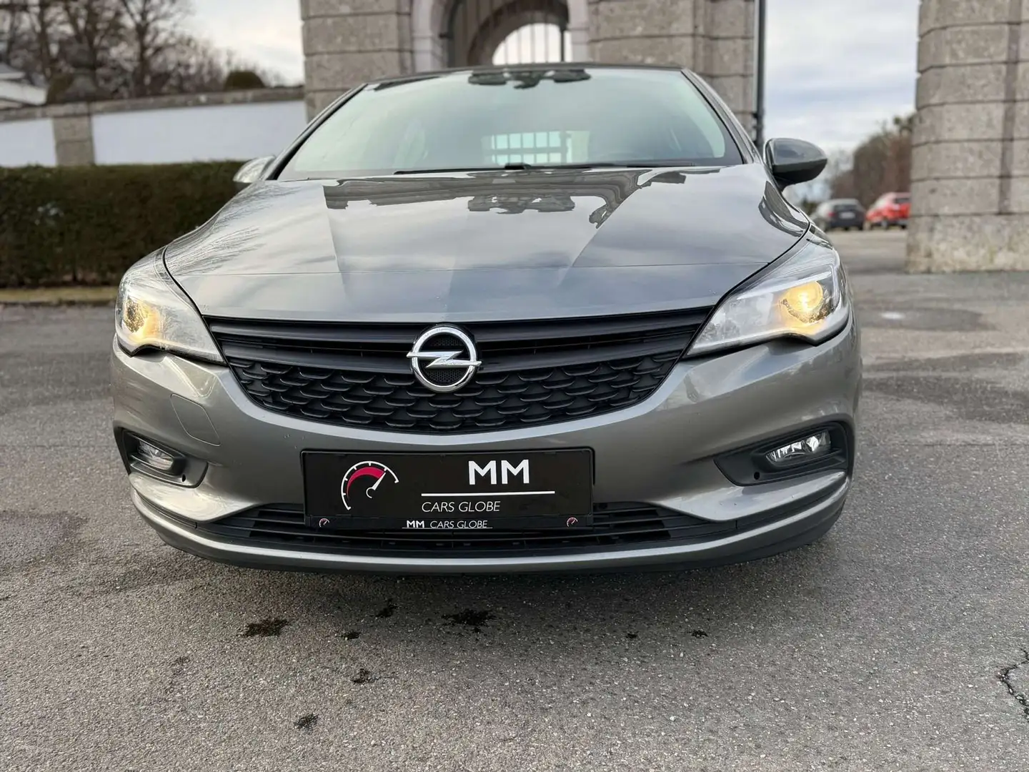 Opel Astra 1.0 ECO Boost*SITZHEIZUNG*LENKRADHEIZUNG*1.HAND* Grau - 2
