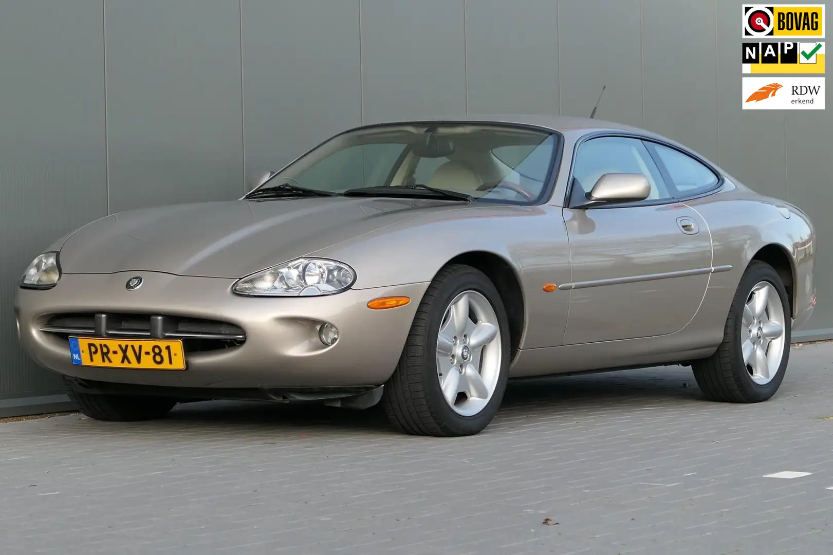 Jaguar XK8 4.0 V8 Coupé NAP 66.000km Uniek Youngtimer Stoelve Beige - 1