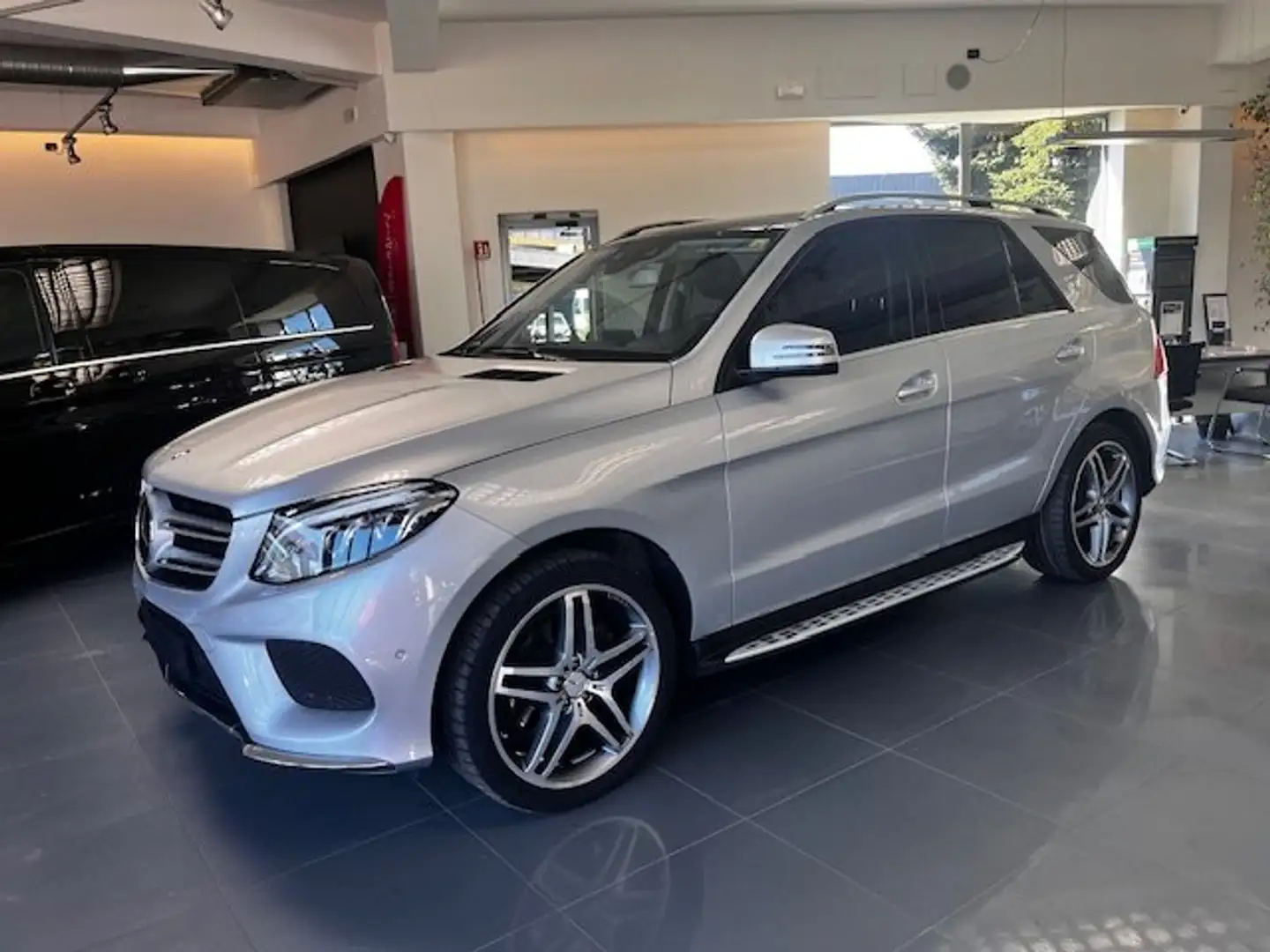Mercedes-Benz GLE 250 GLE - W166 d Premium Plus 4matic auto Argento - 1