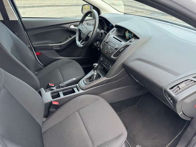 Ford Focus Turnier Trend 1.0 92 kW EcoBoost / Klima