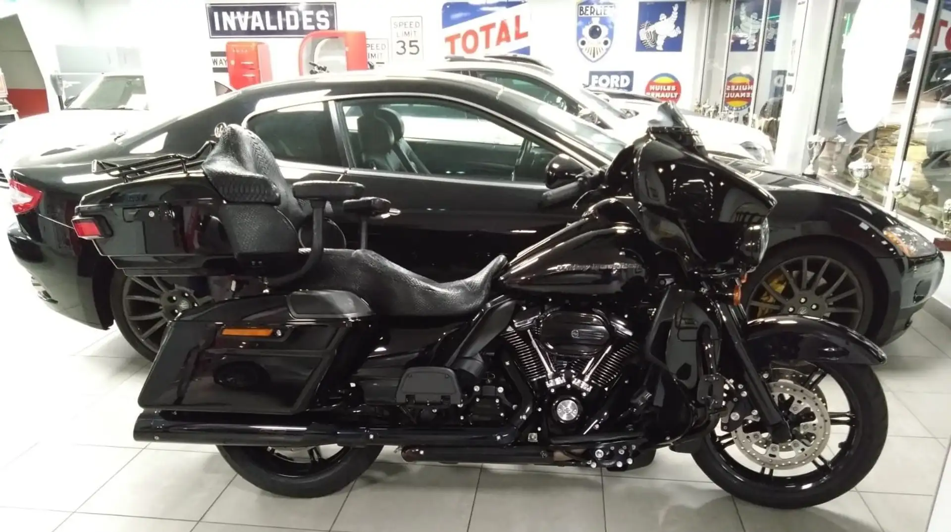 Harley-Davidson Electra Glide ELECTRA GLIDE ULTRA LIMITED BLACK PEARL EDITION 18 Noir - 1