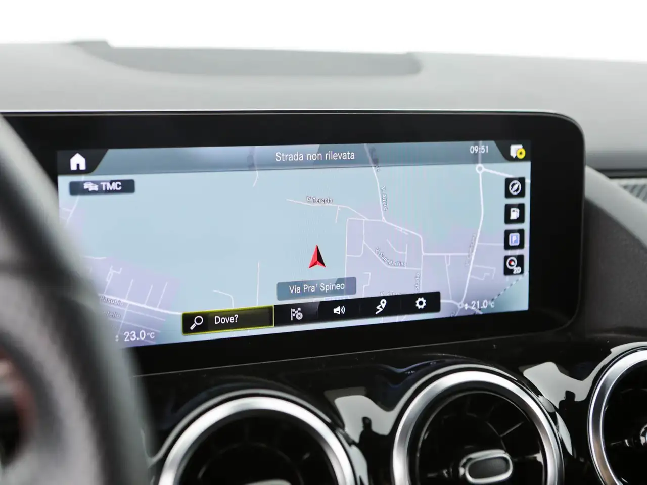 Mercedes-Benz GLA 180 180 d premium auto 16