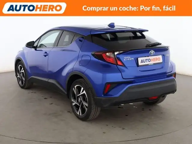 Toyota C-HR view 4